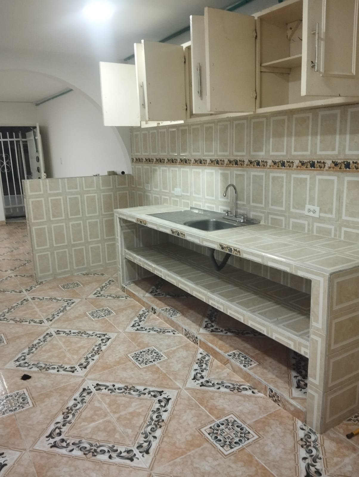 APARTAMENTO PRIMER PISO