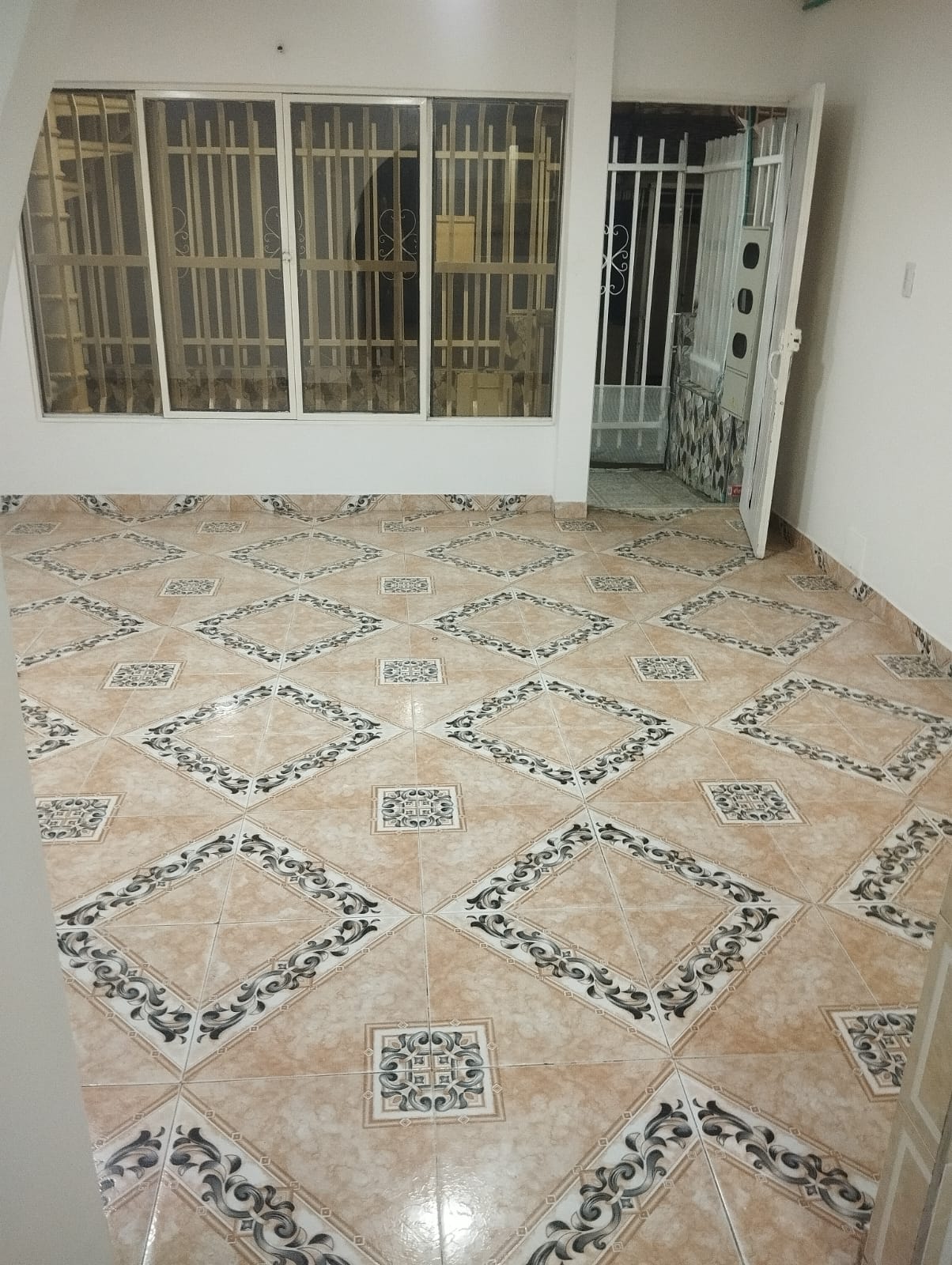 APARTAMENTO PRIMER PISO