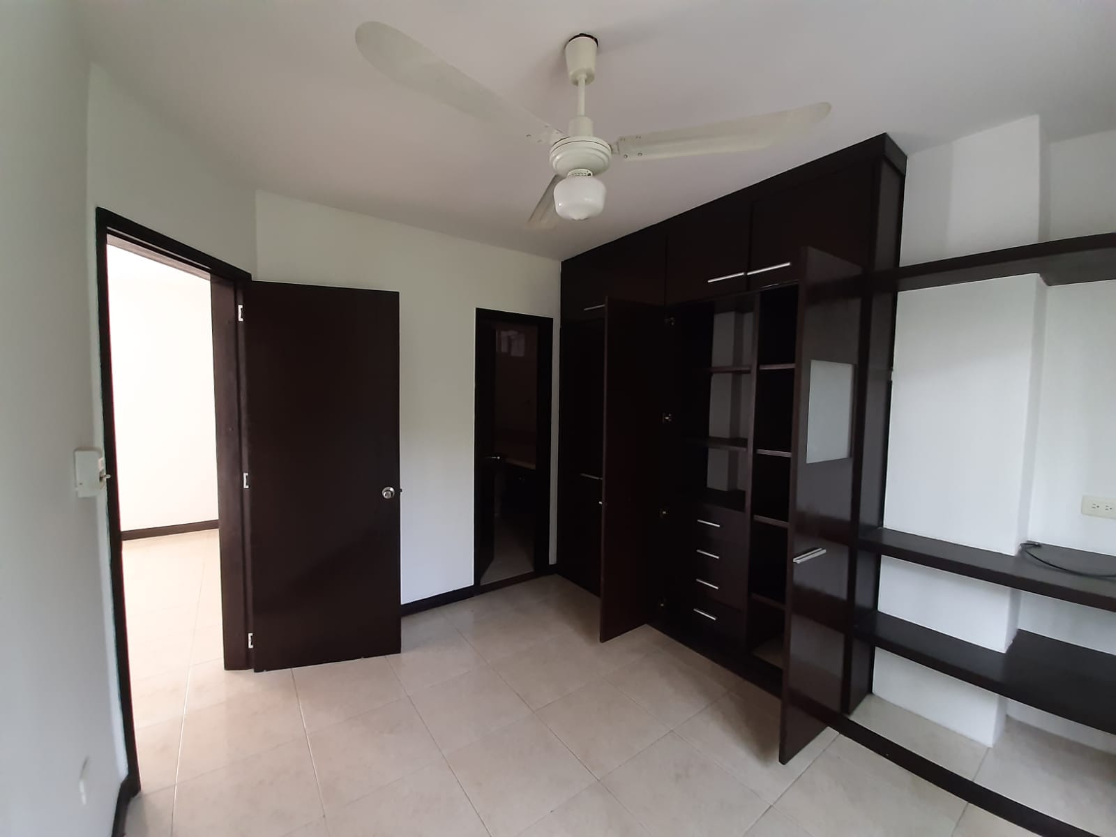 EDIFICIO MAYAL APTO 302