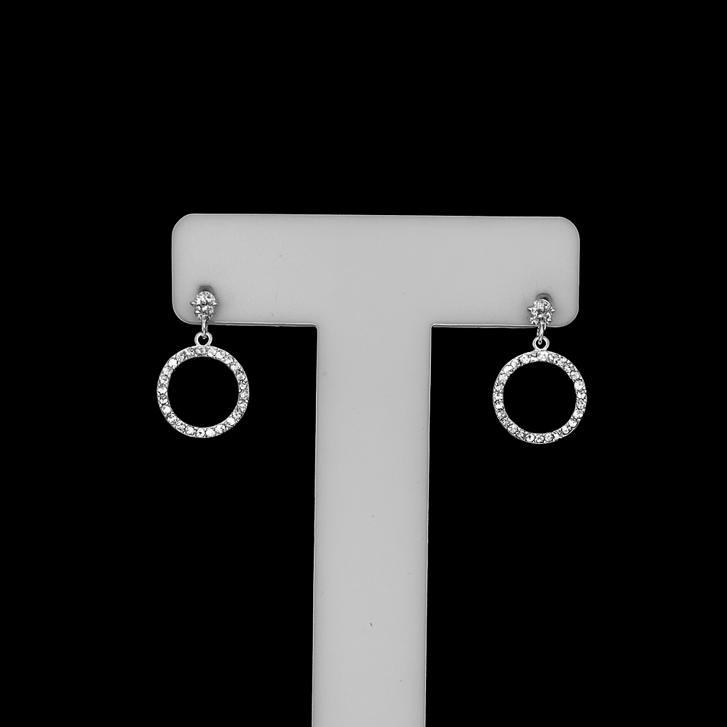 Brinco em prata com argolas cravejadas