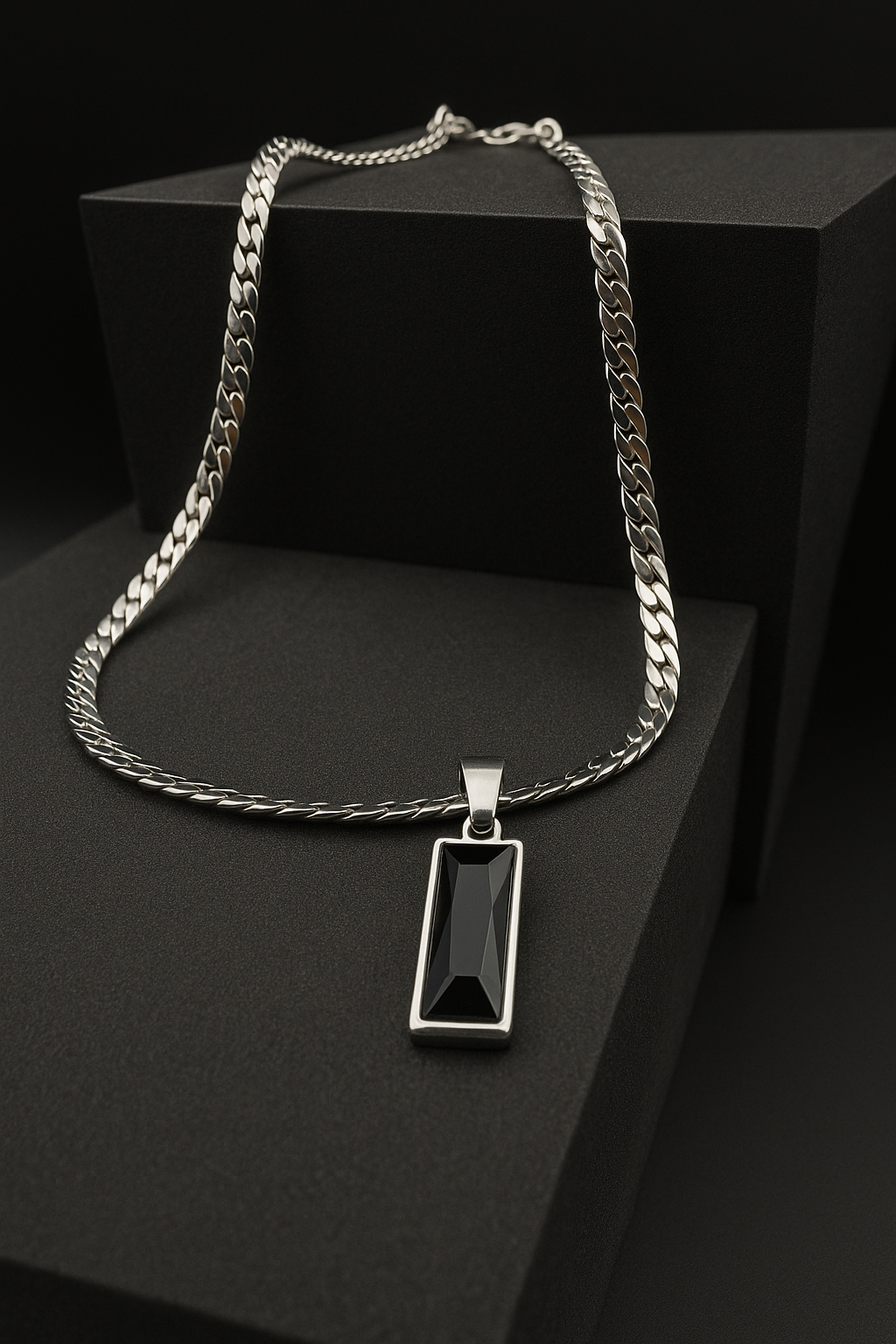 Corrente Cubana com pingente Black Rock | Inox