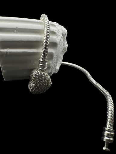 Pulseira Coração Cravejado Inspiração Pandora | Prata 925