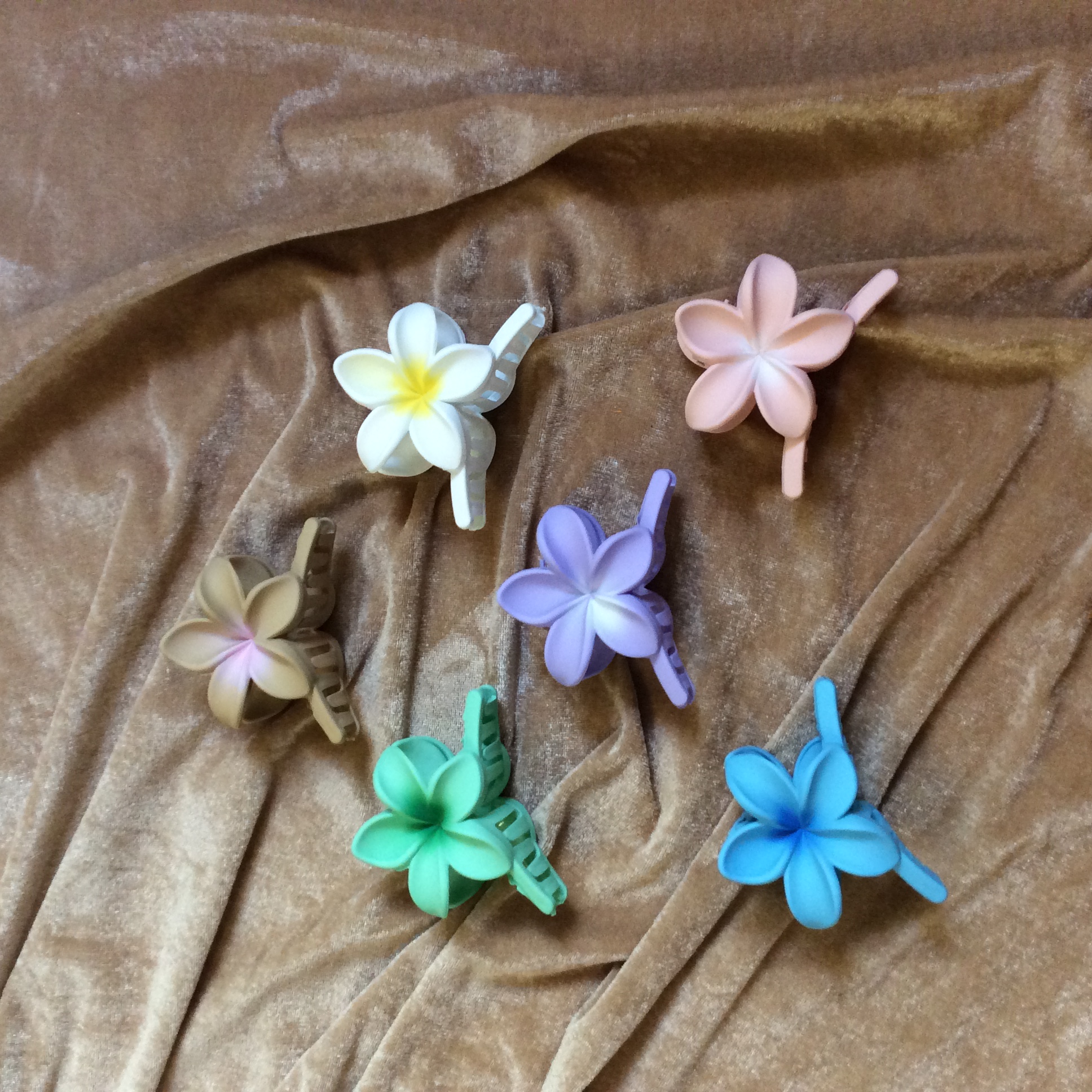 Flower Shaped Hair Clips
