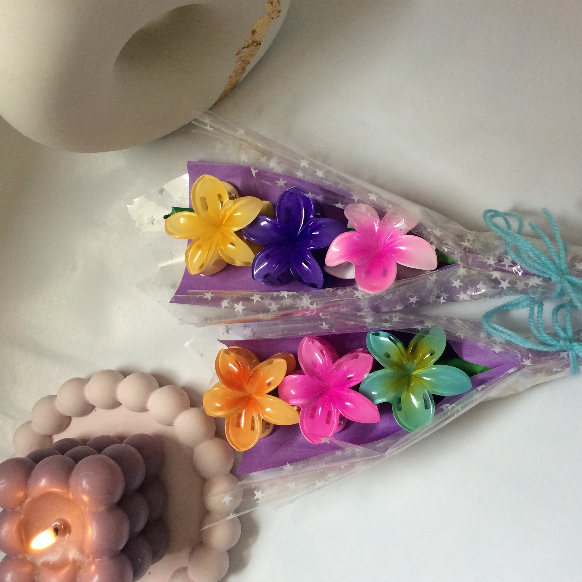 Claw clip flower bouquet (pack of 1 includes 3 small claw clips)