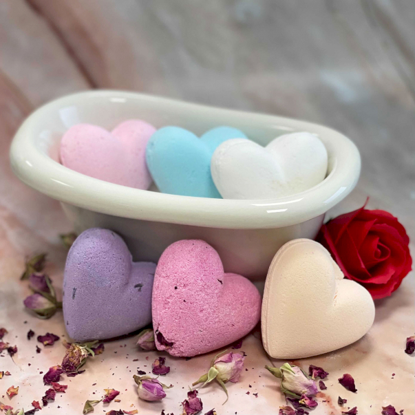 Love Heart Bath Bomb - 70 g