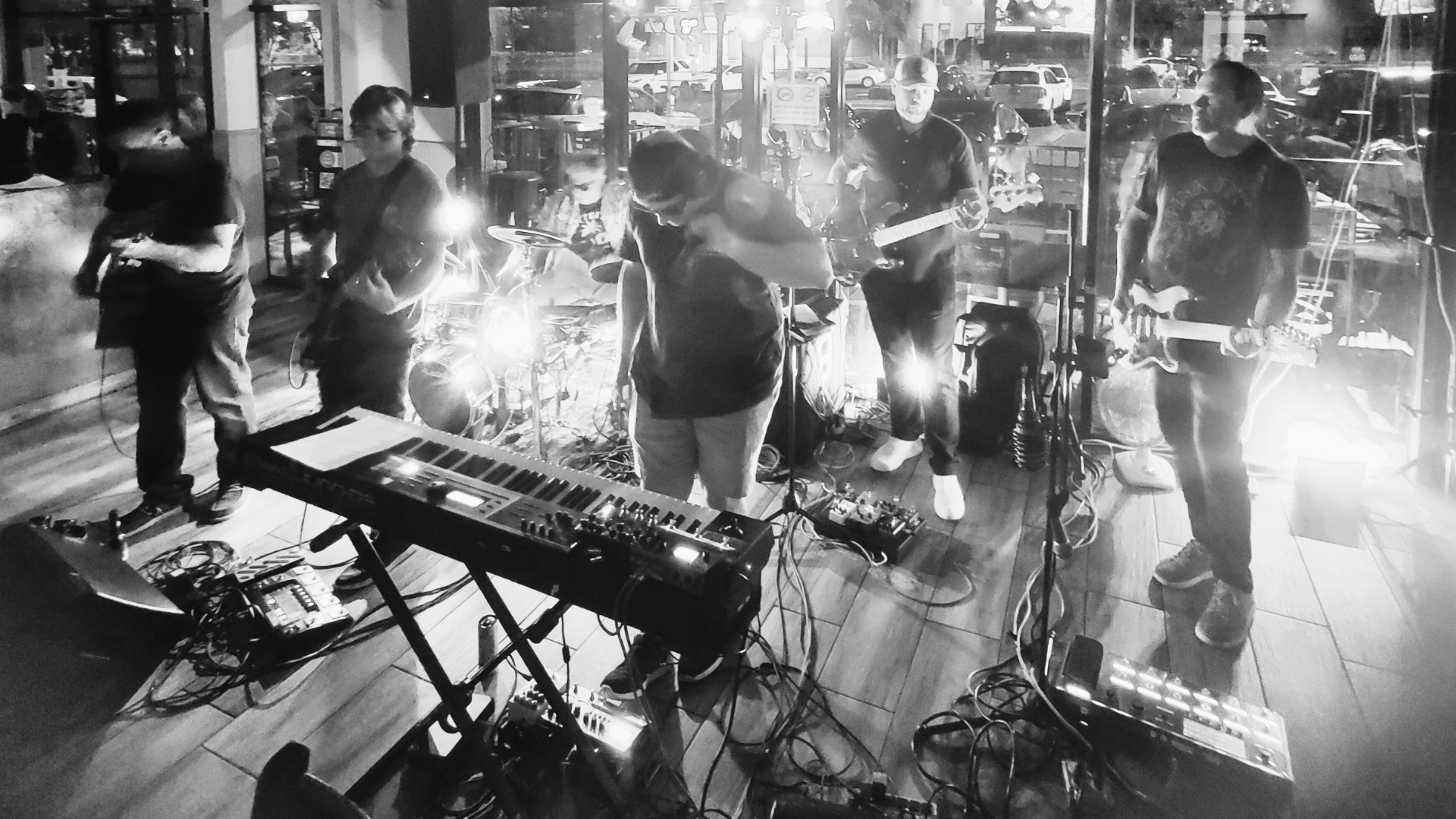 Live Music - Full Band