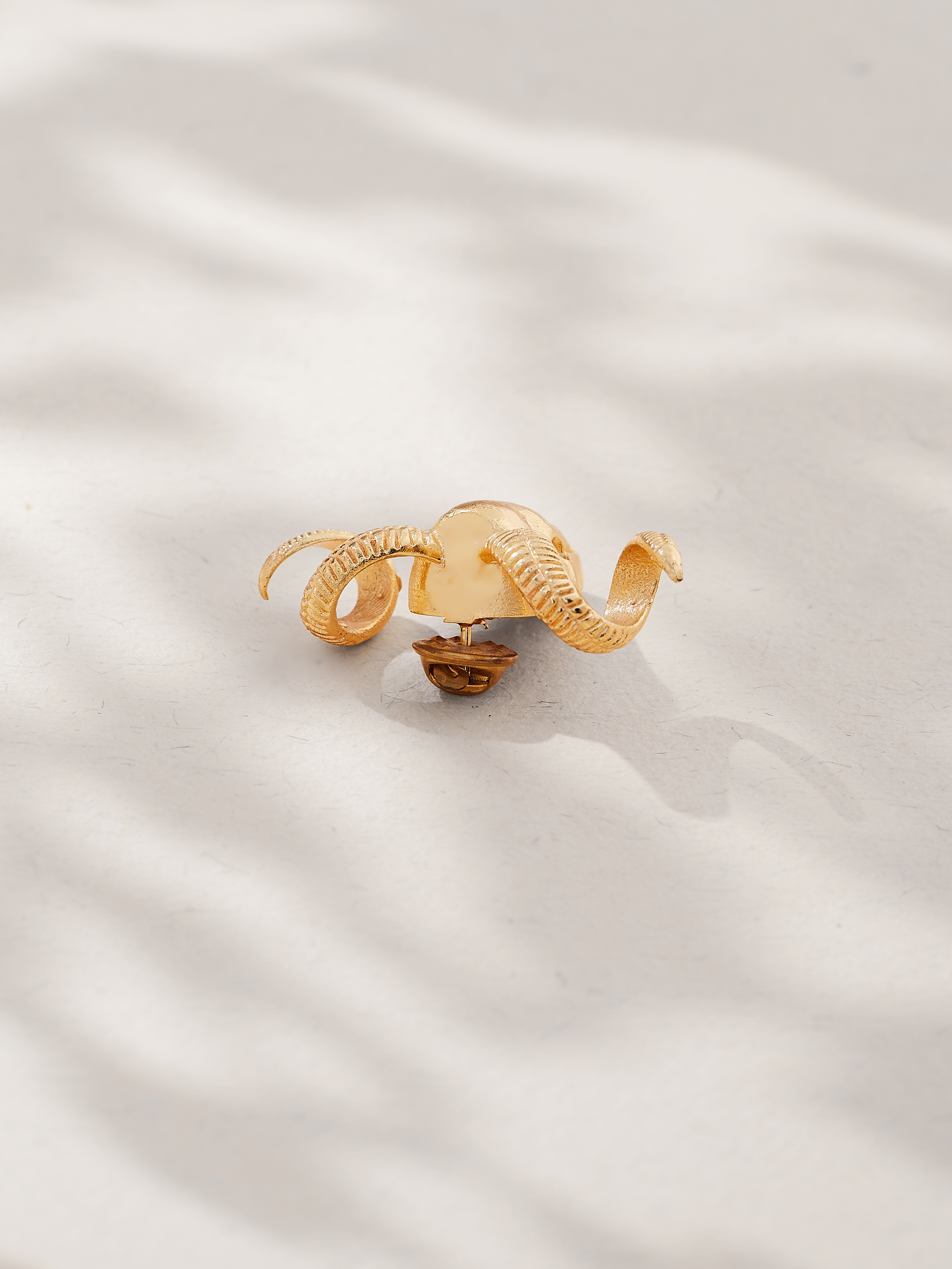 The Krios Mini Brooch 