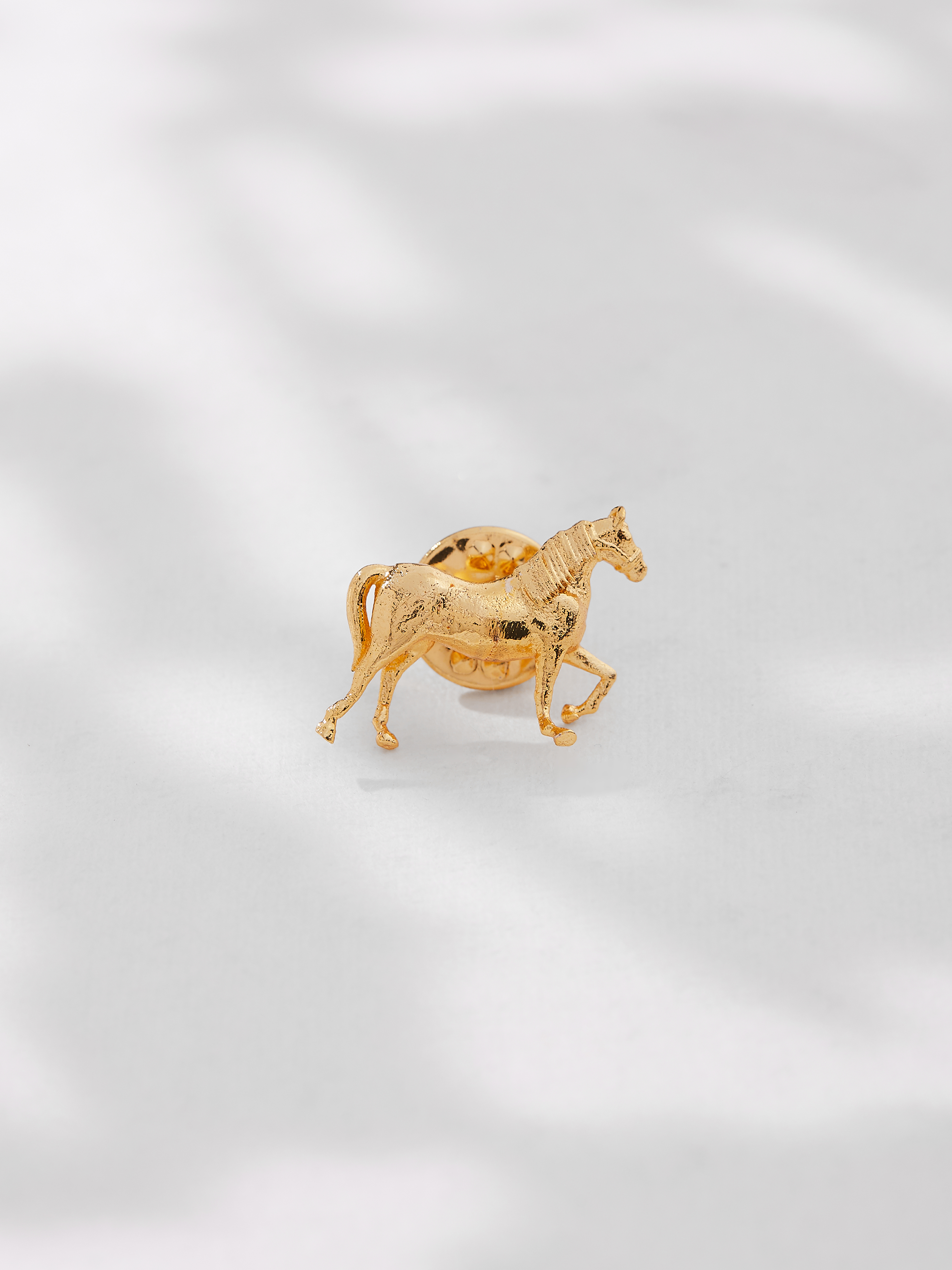 The Gallop Mini Brooch