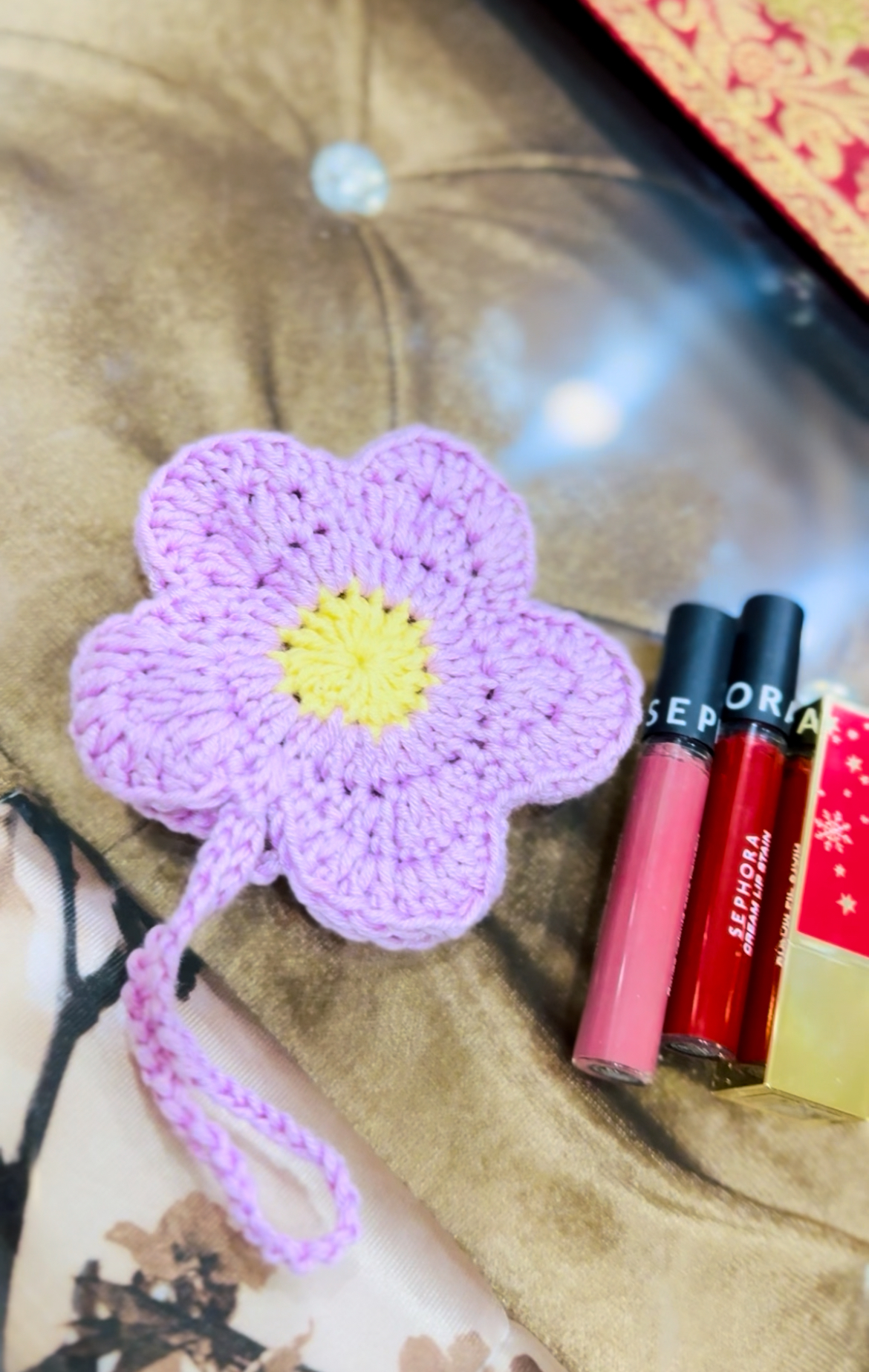 BloomPop Charm โ Crochet Flower Bag Accessory