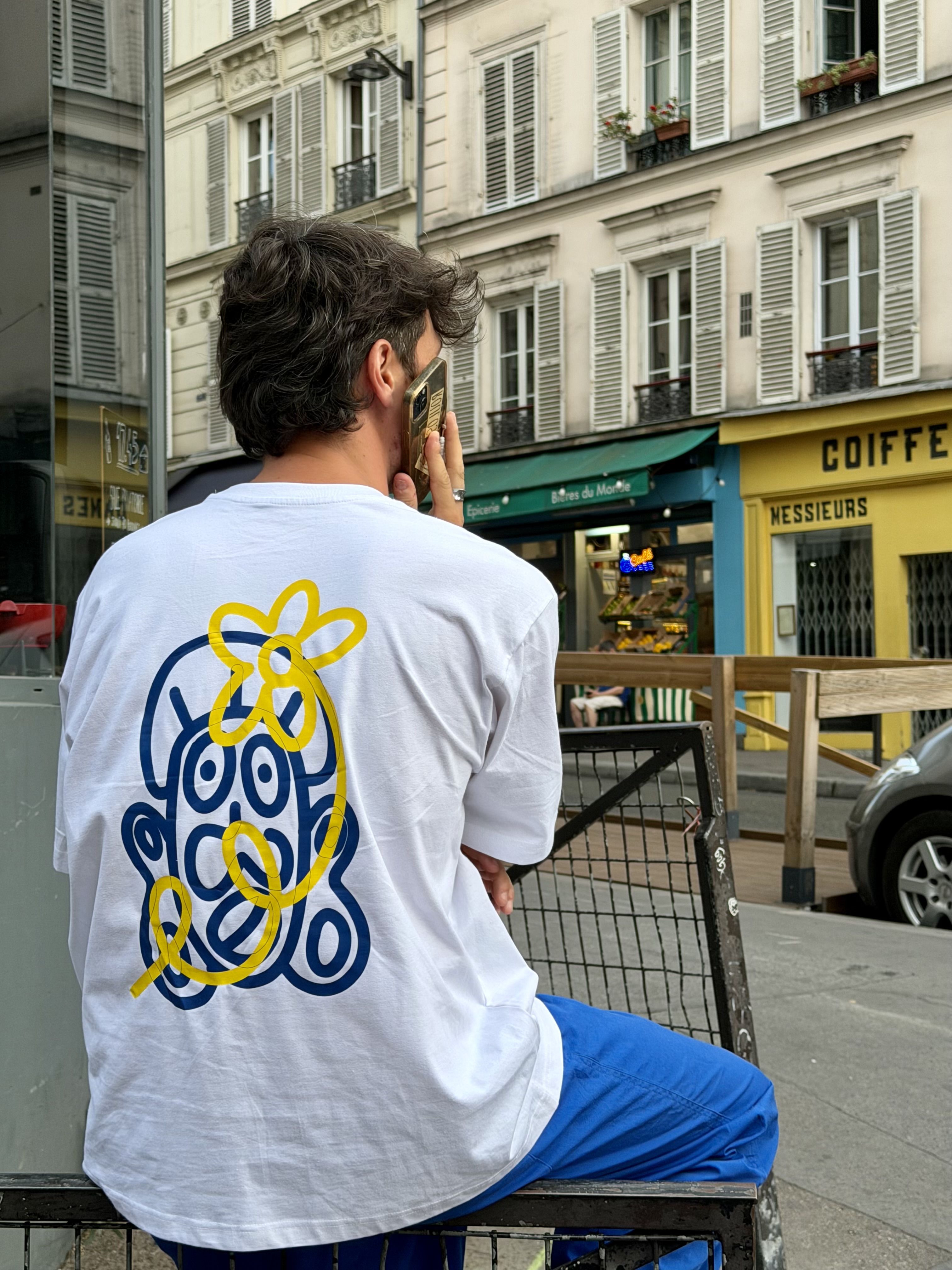 Oeuvre artistique sur textile - Fleur 