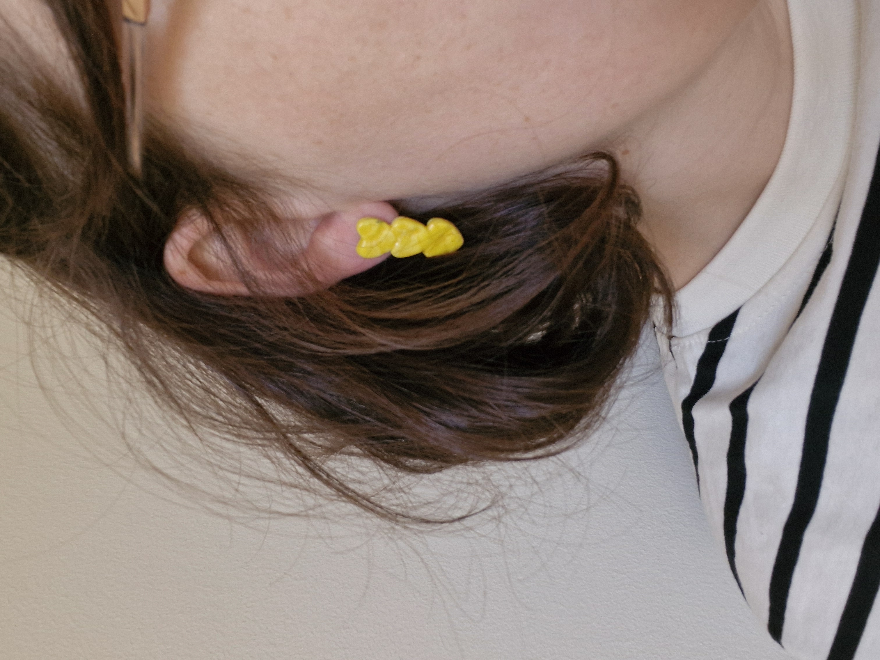 Porcelain Yellow Three Heart Earrings