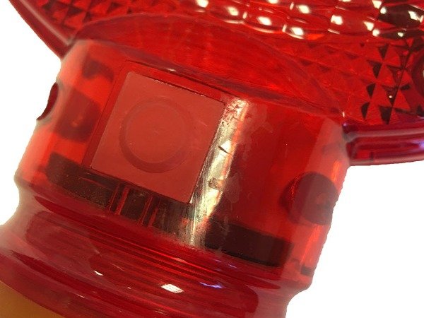 Baliza luz intermitente con botón de encendido.