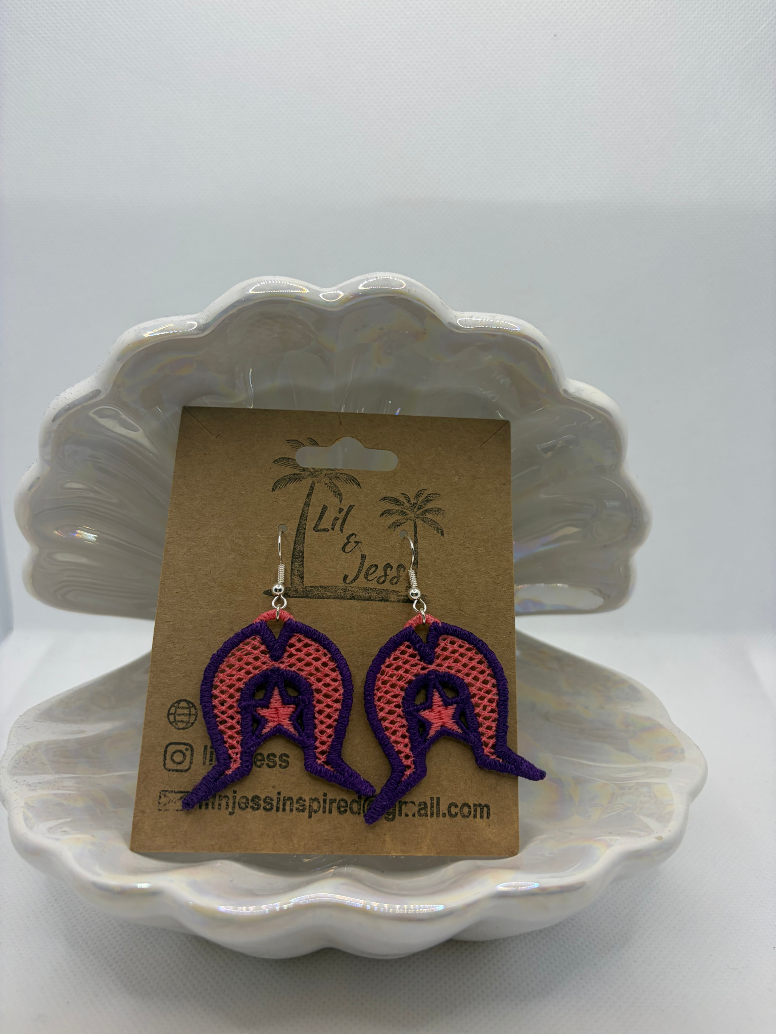 Torres Strait Island Dhoeri Earring - bubble gum pink headdress and star with dark purple outline