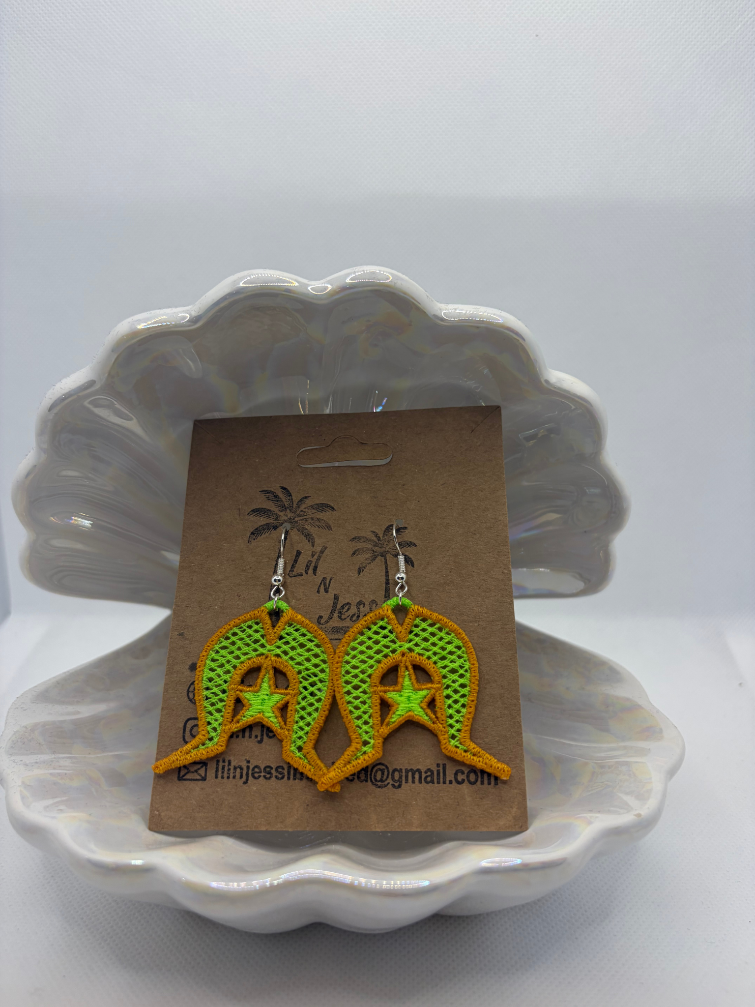 Torres Strait Island Dhoeri Earring - neon green headdress and star gold outline