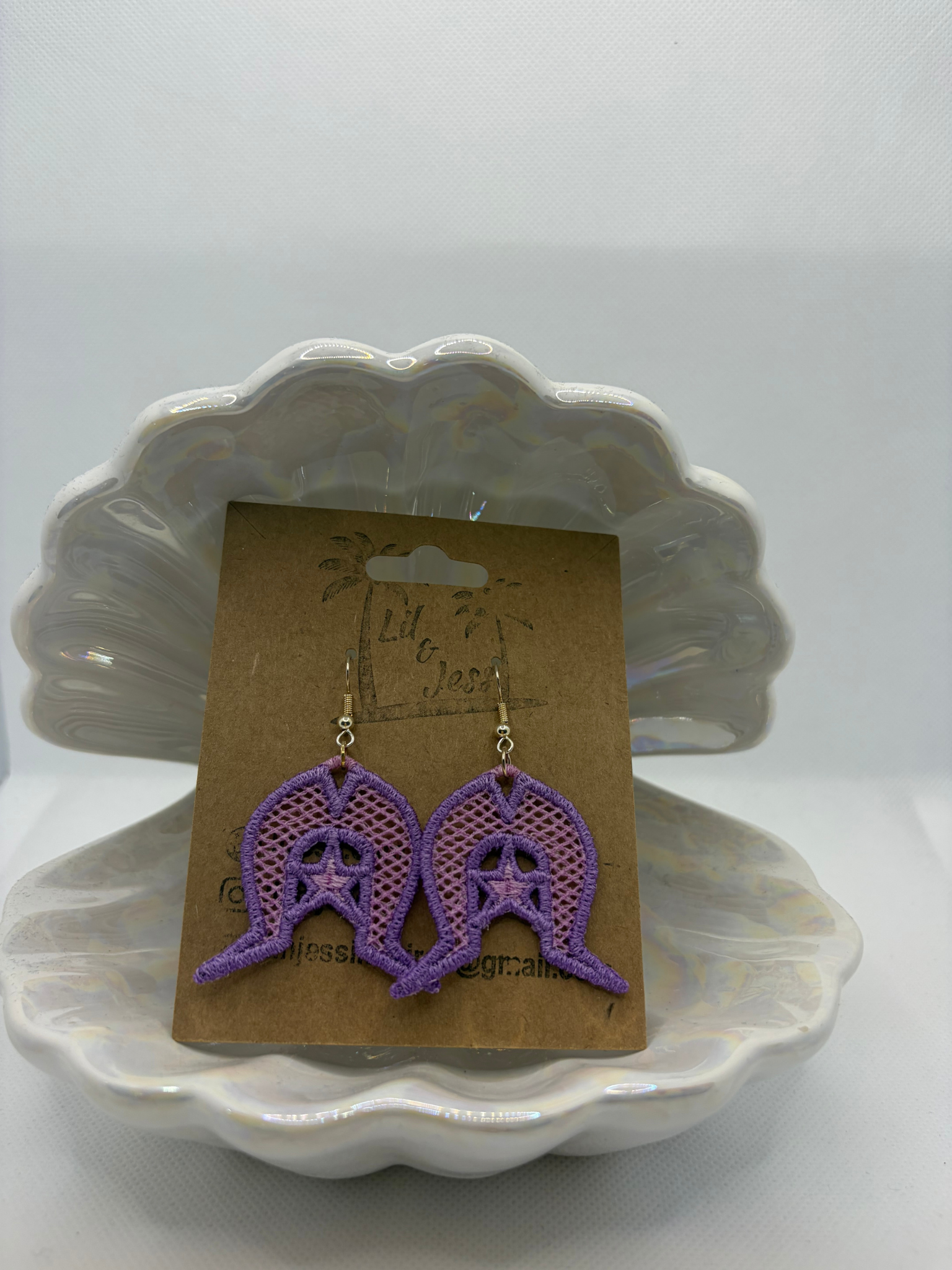 Torres Strait Island Dhoeri Earring - orchid headdress and star with light purple outline