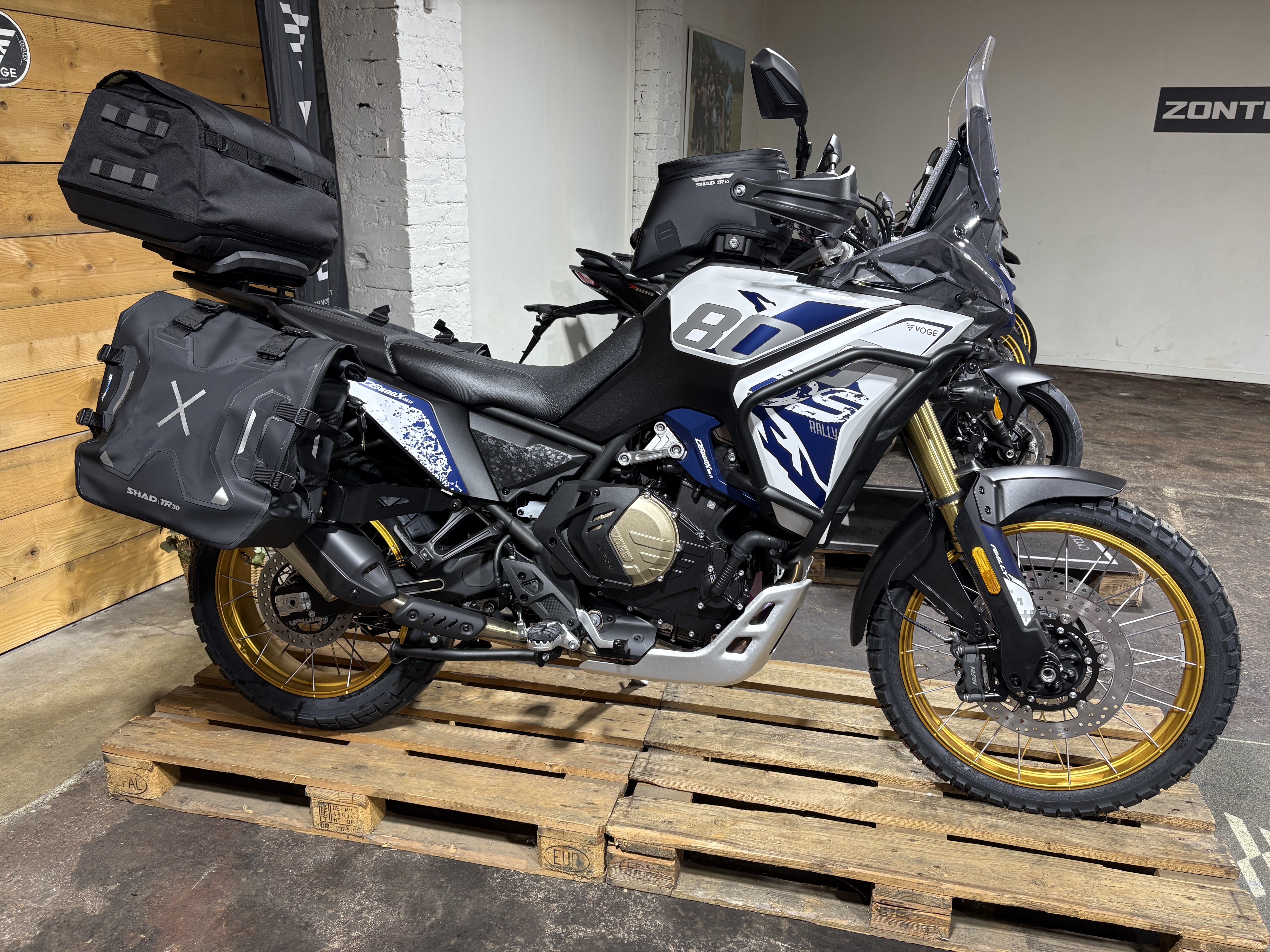 VOGE DSX 800 RALLY EQUIPE SHAD