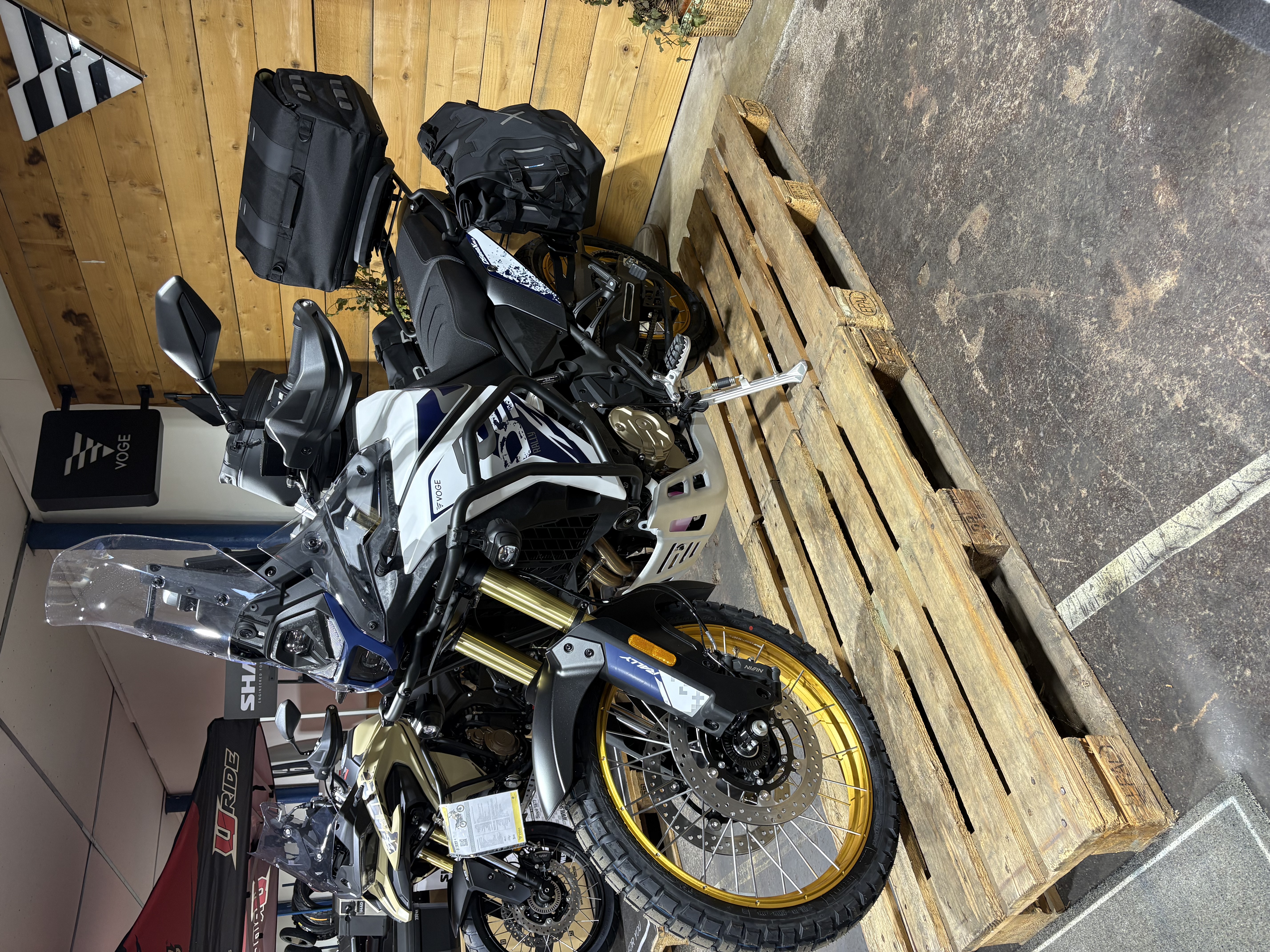 VOGE DSX 800 RALLY EQUIPE SHAD