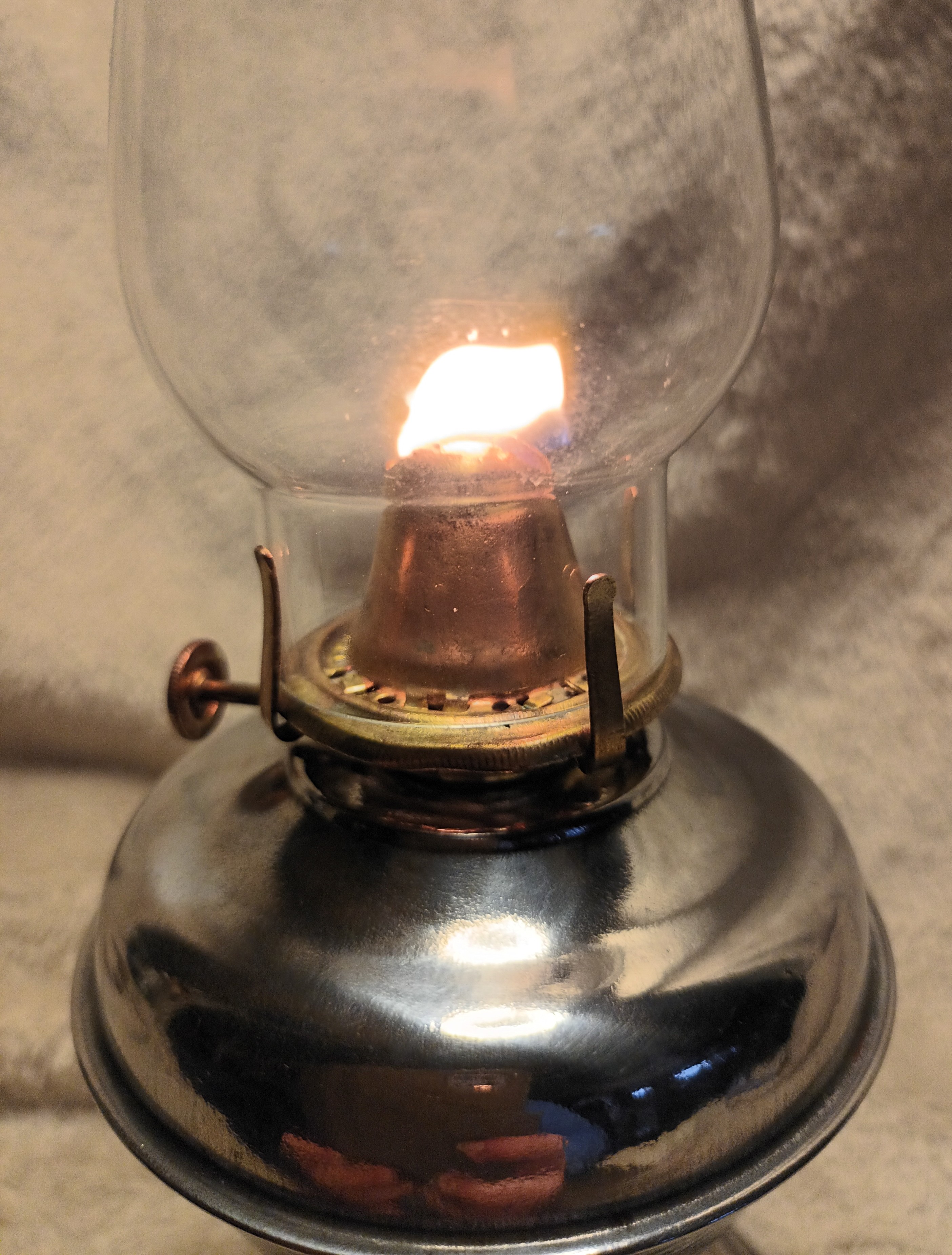Small Tin Table Oil Lamp