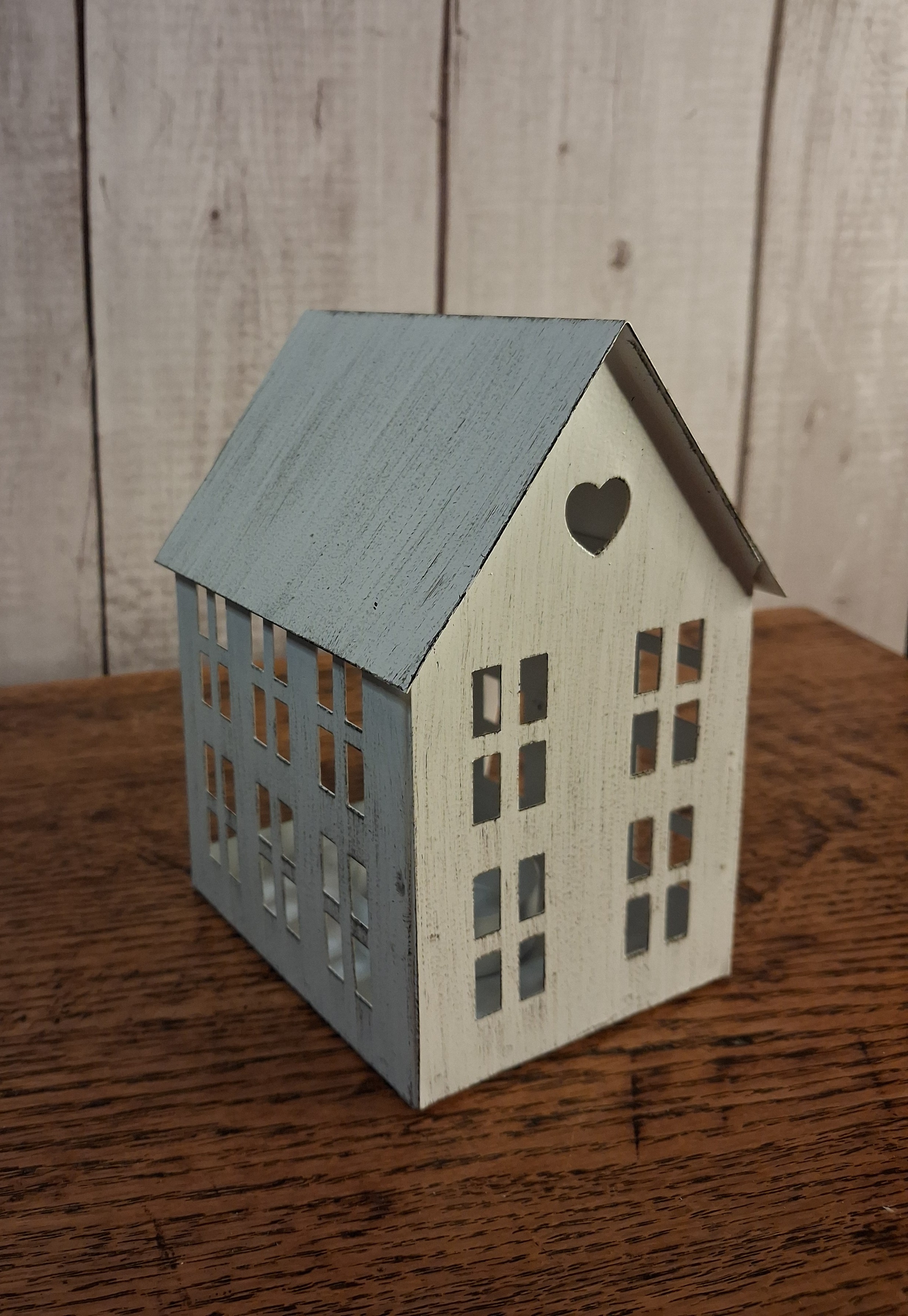 Rustic T-Light House