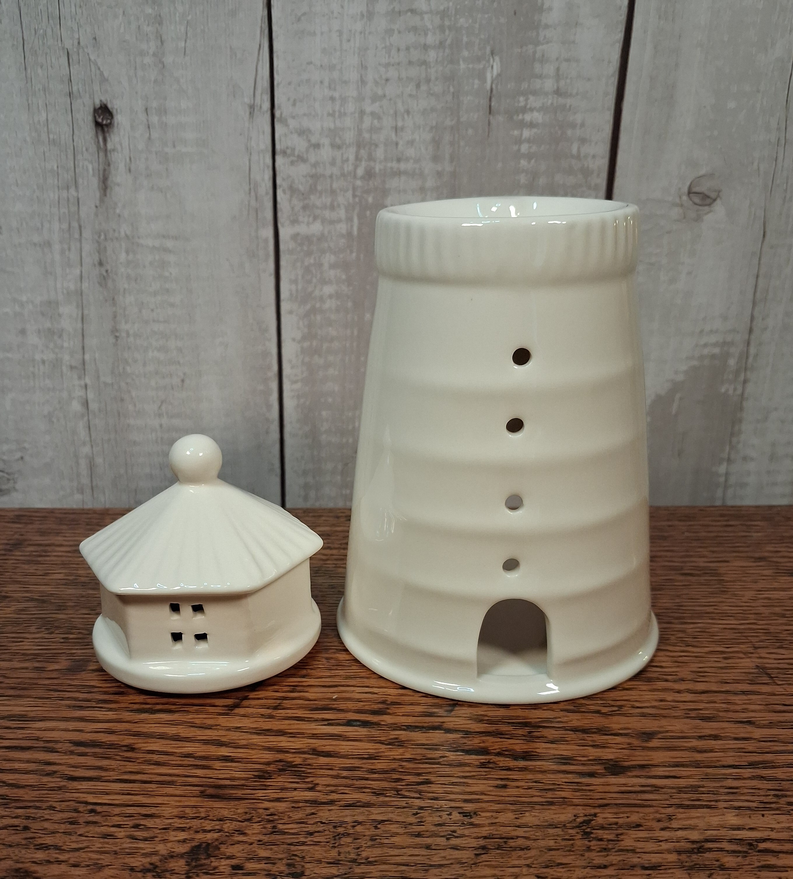 White Lighthouse Oil Burner