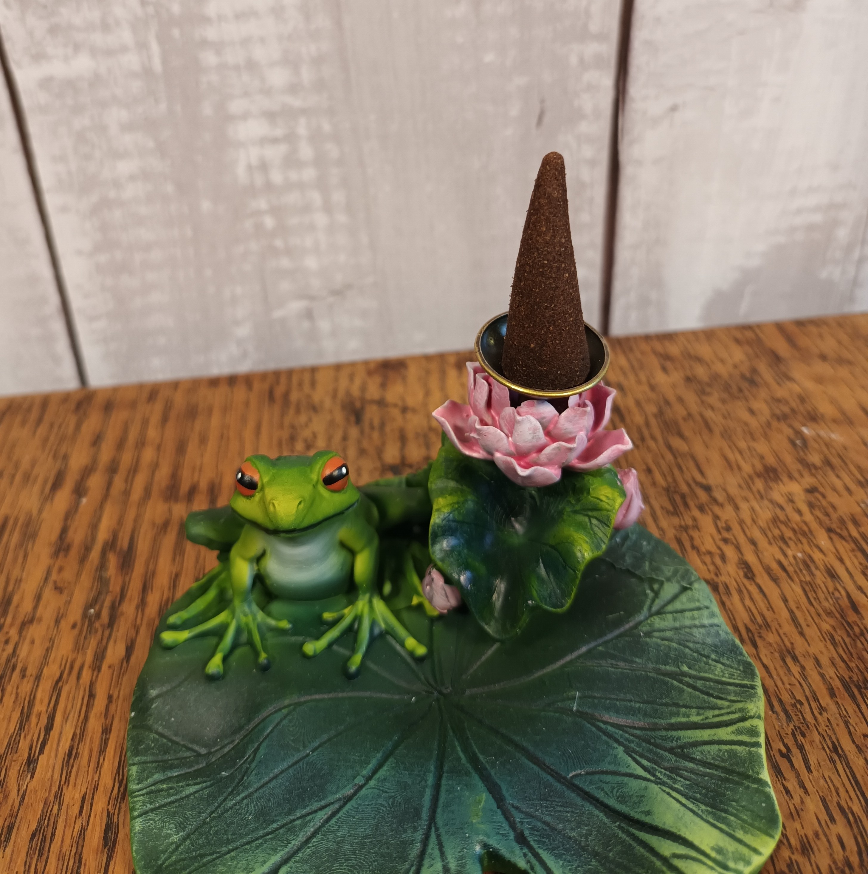 Lily Pad Resin Backflow Incense Burner