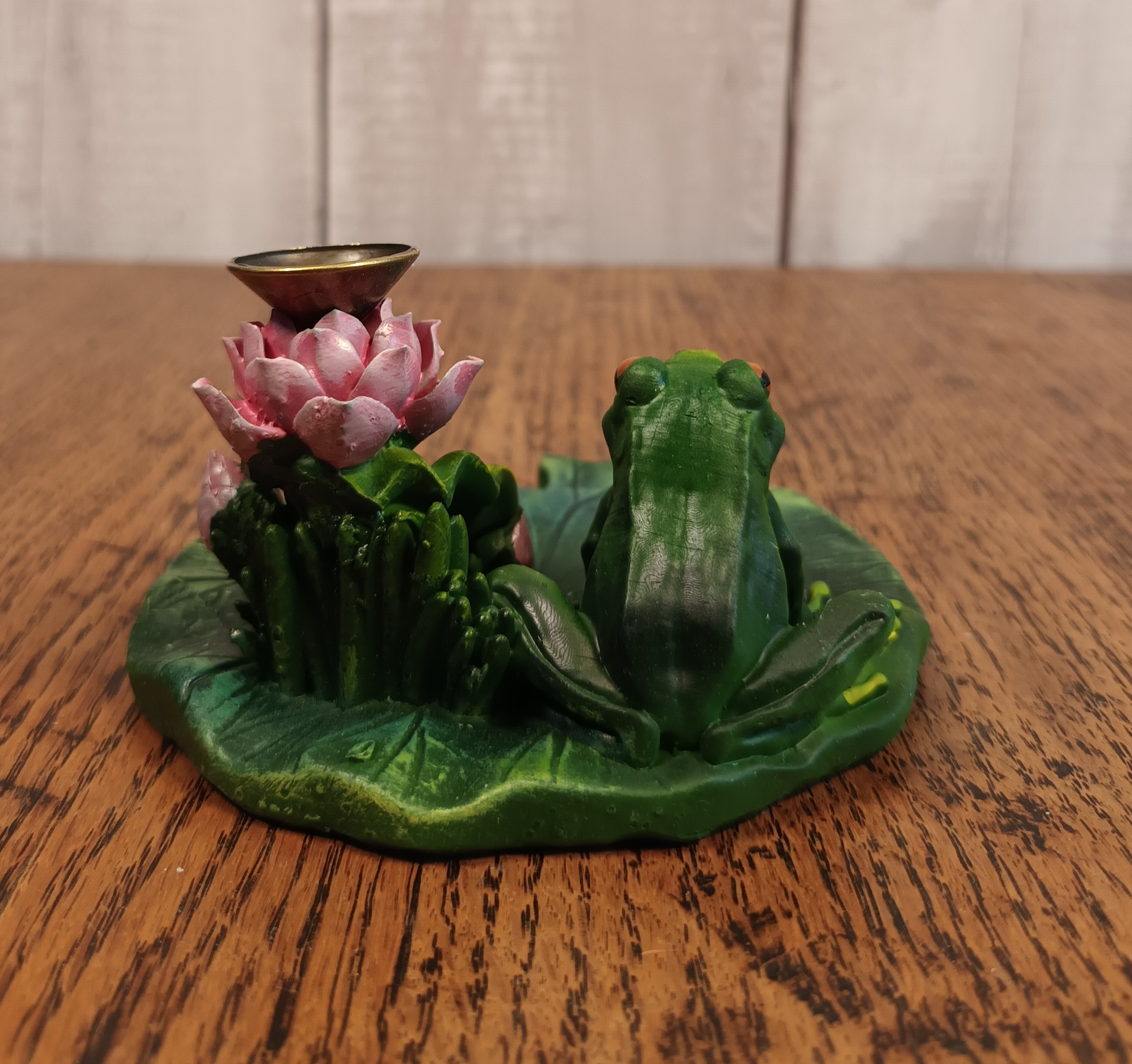 Lily Pad Resin Backflow Incense Burner
