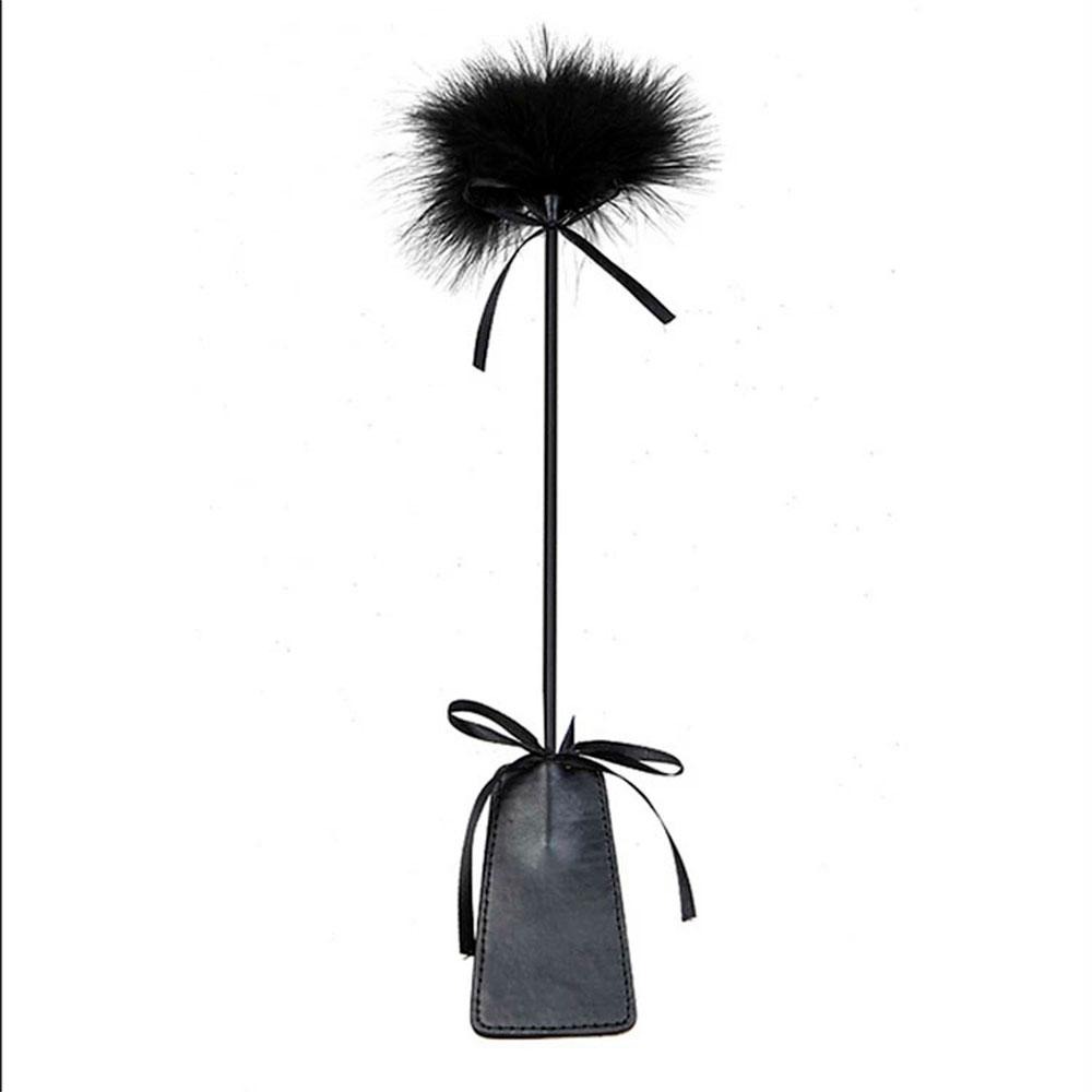 Latigo y Pluma Nucan 