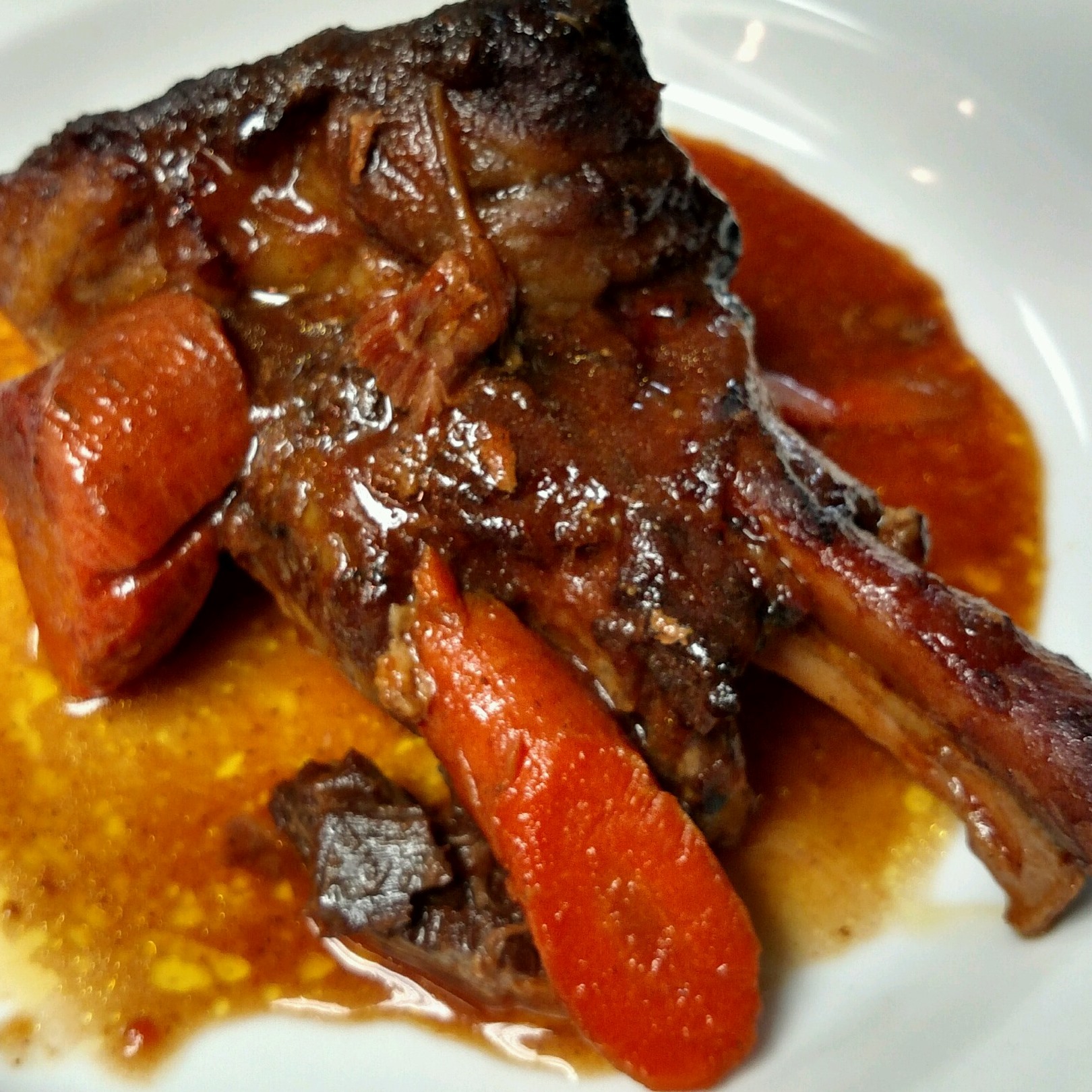 Lamb shank with one side