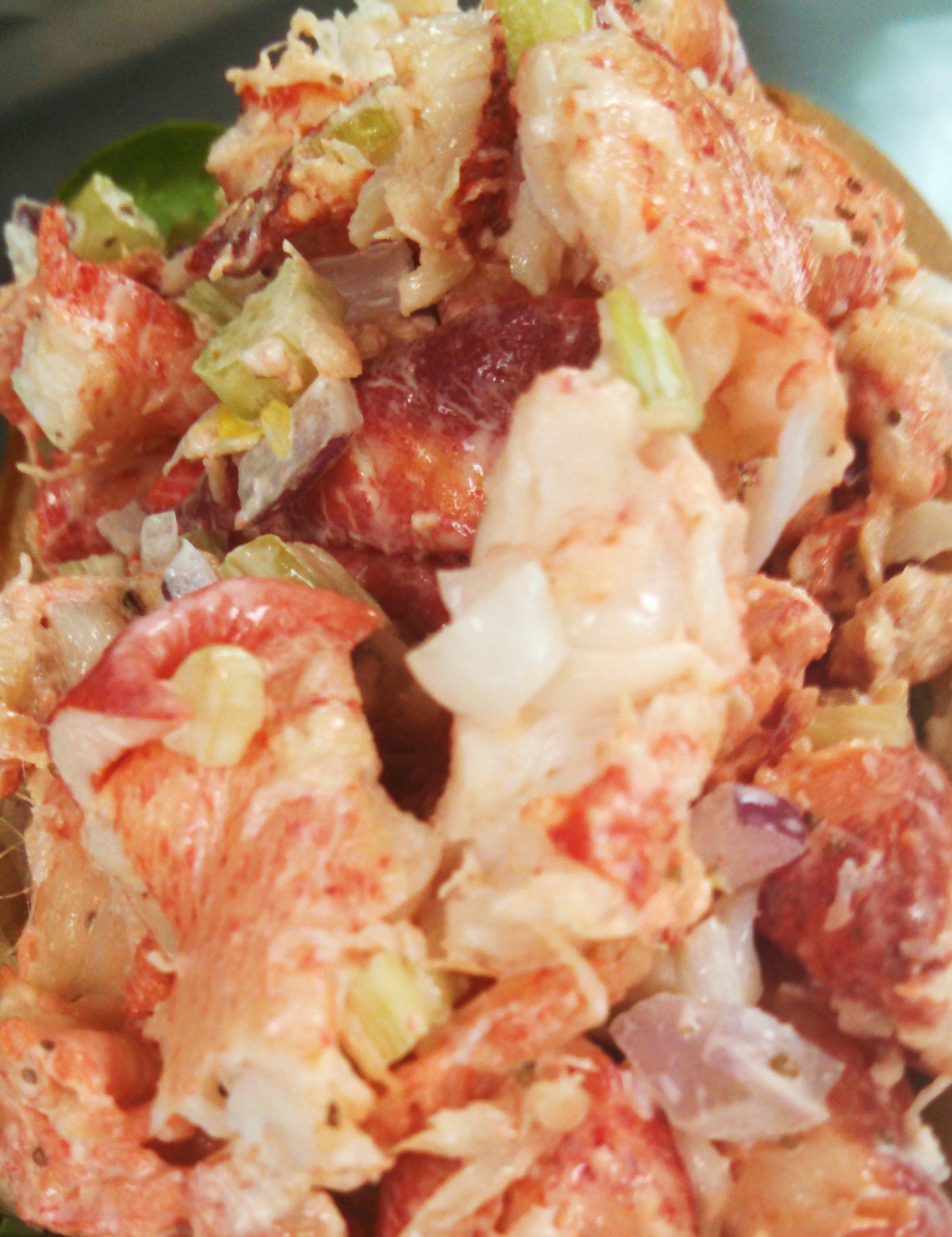 Maine lobster salad 1 pt (for 2 to 4 entrees)