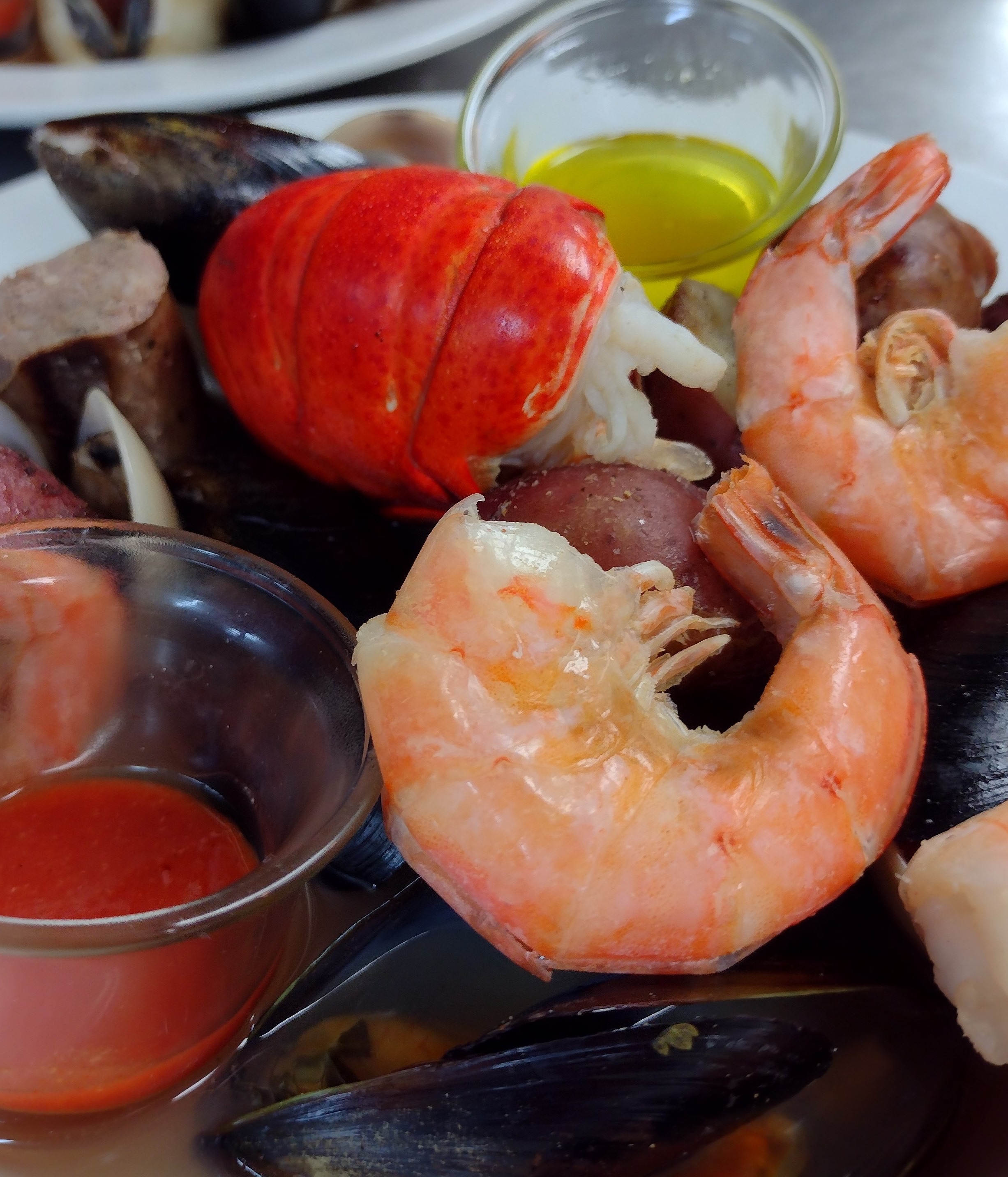Downeast seafood boil with one side