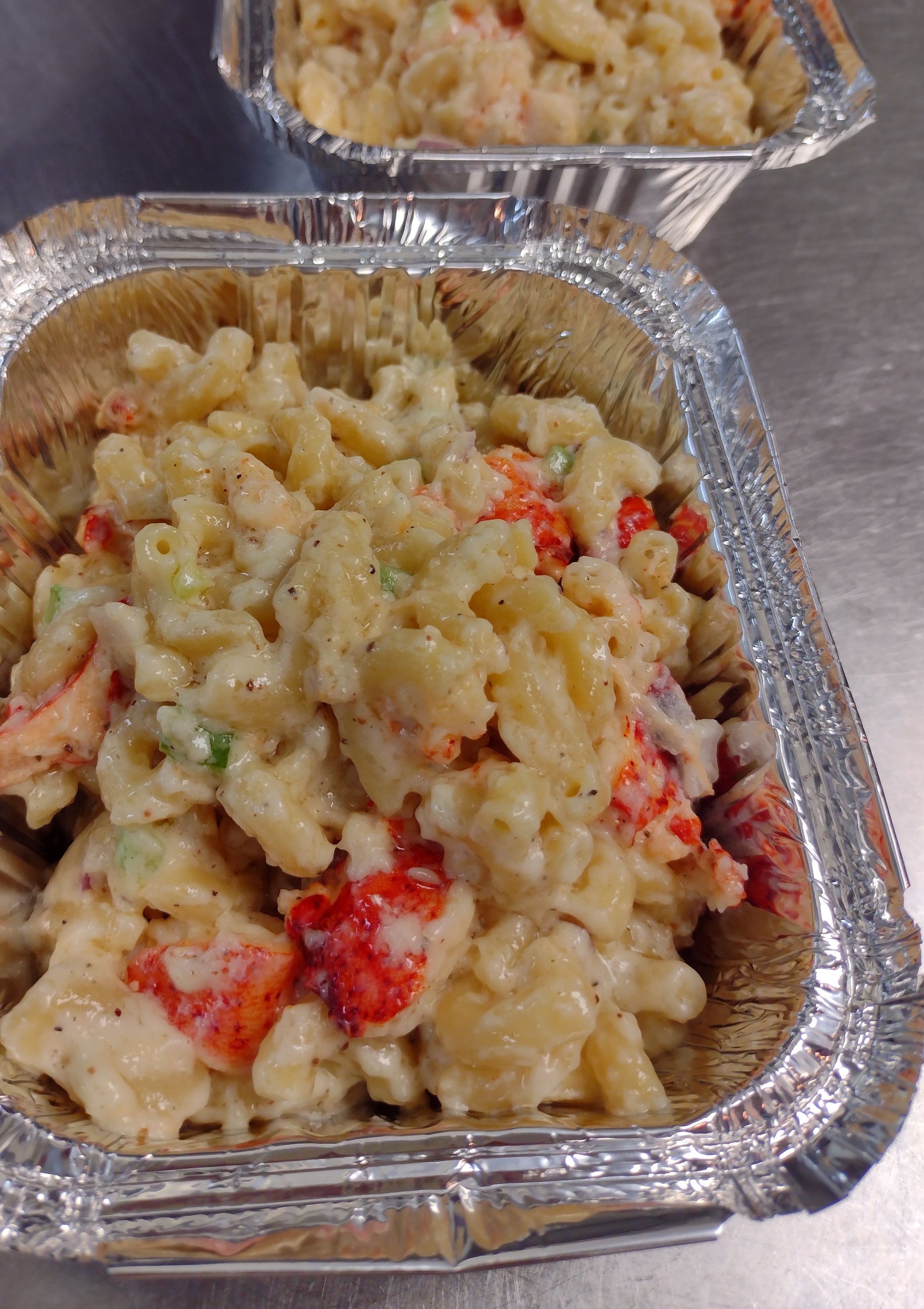 Lobster mac n cheese ( 2-3 entree size servings or 4+ apps)