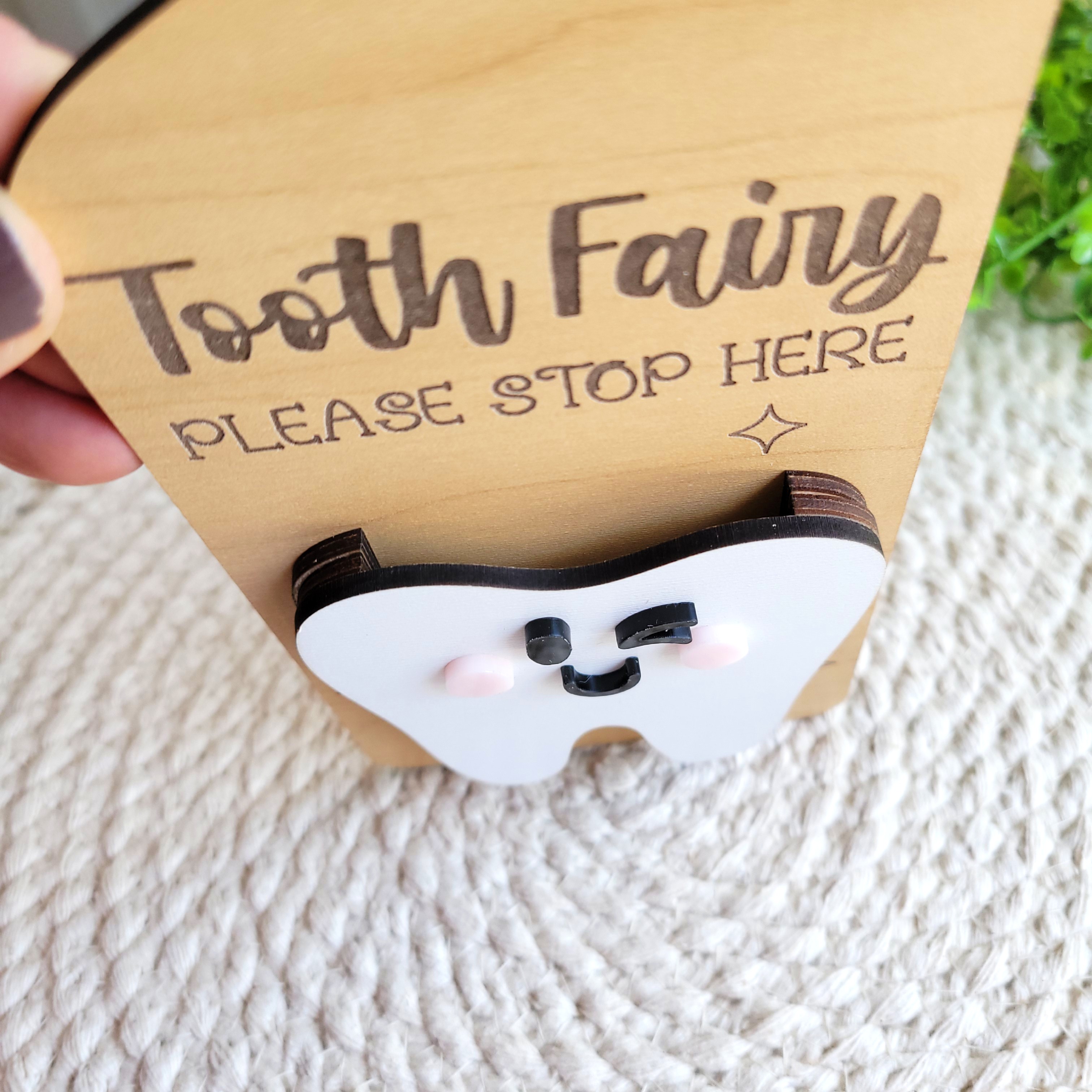Winking Tooth Fairy Door Hanger
