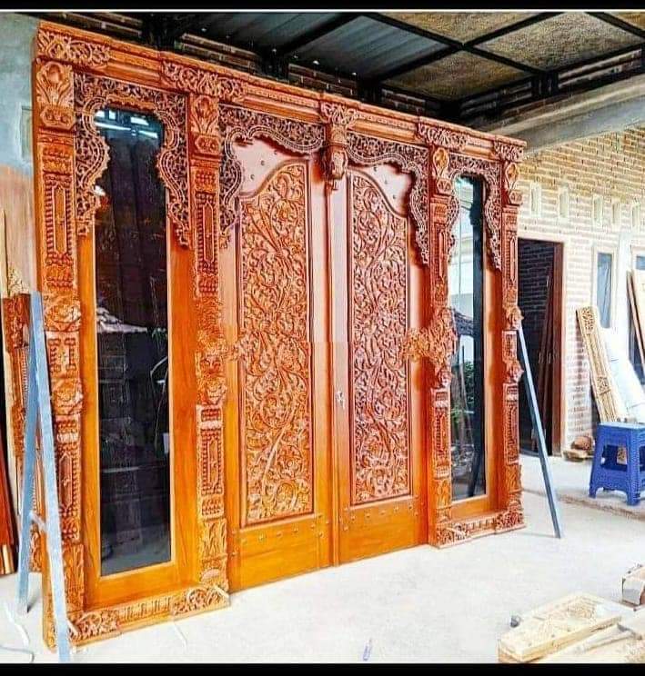 Pintu Gebyok Ukir Jepara