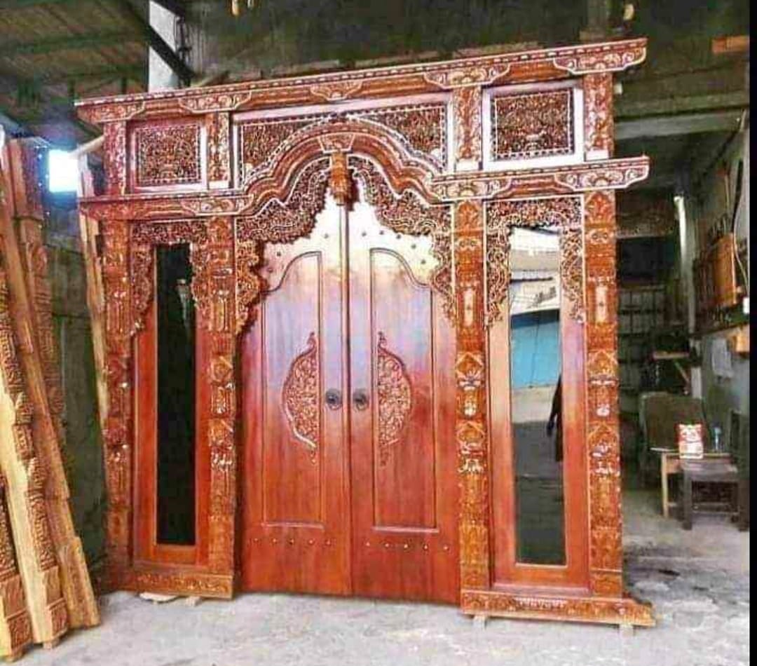 Pintu Gebyok Kayu Jati