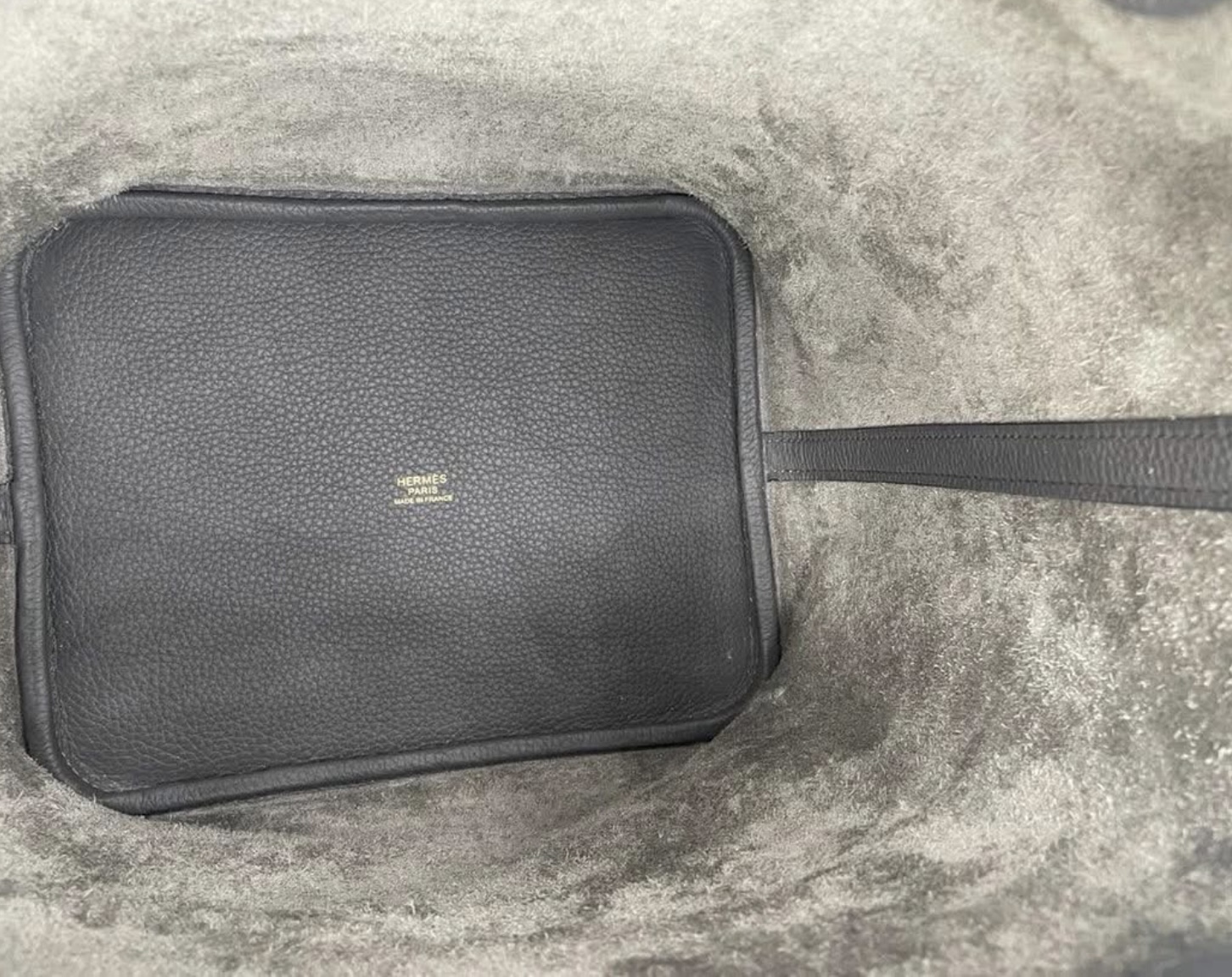 Hermes Graphite Grey Leather Picotin 22 Handbag