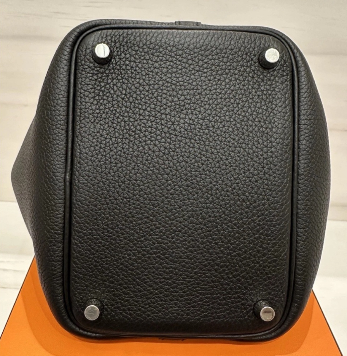 Hermes Black Clemence Leather Picotin 18cm Handbag 