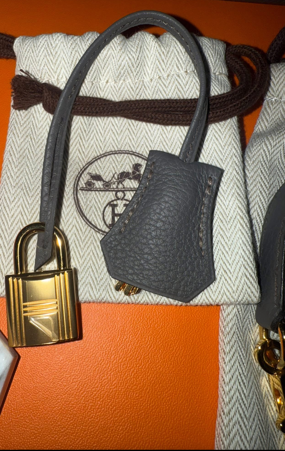 Hermes Etain color Retourne Kelly 25 Handbag