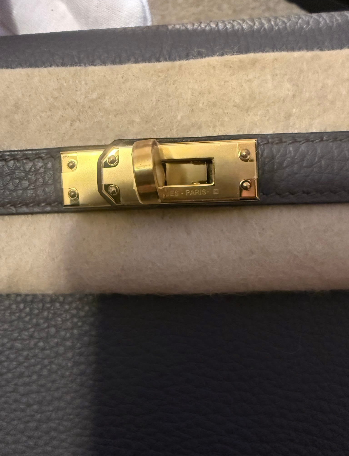 Hermes Etain color Retourne Kelly 25 Handbag