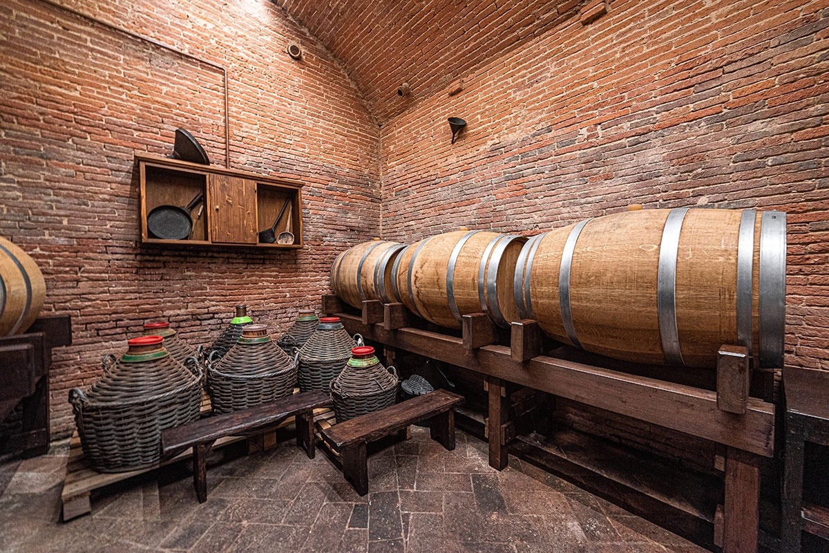 Handcrafted Liqueurs - Tuscan Distillery VIP Tour and Authentic Tuscan Lunch