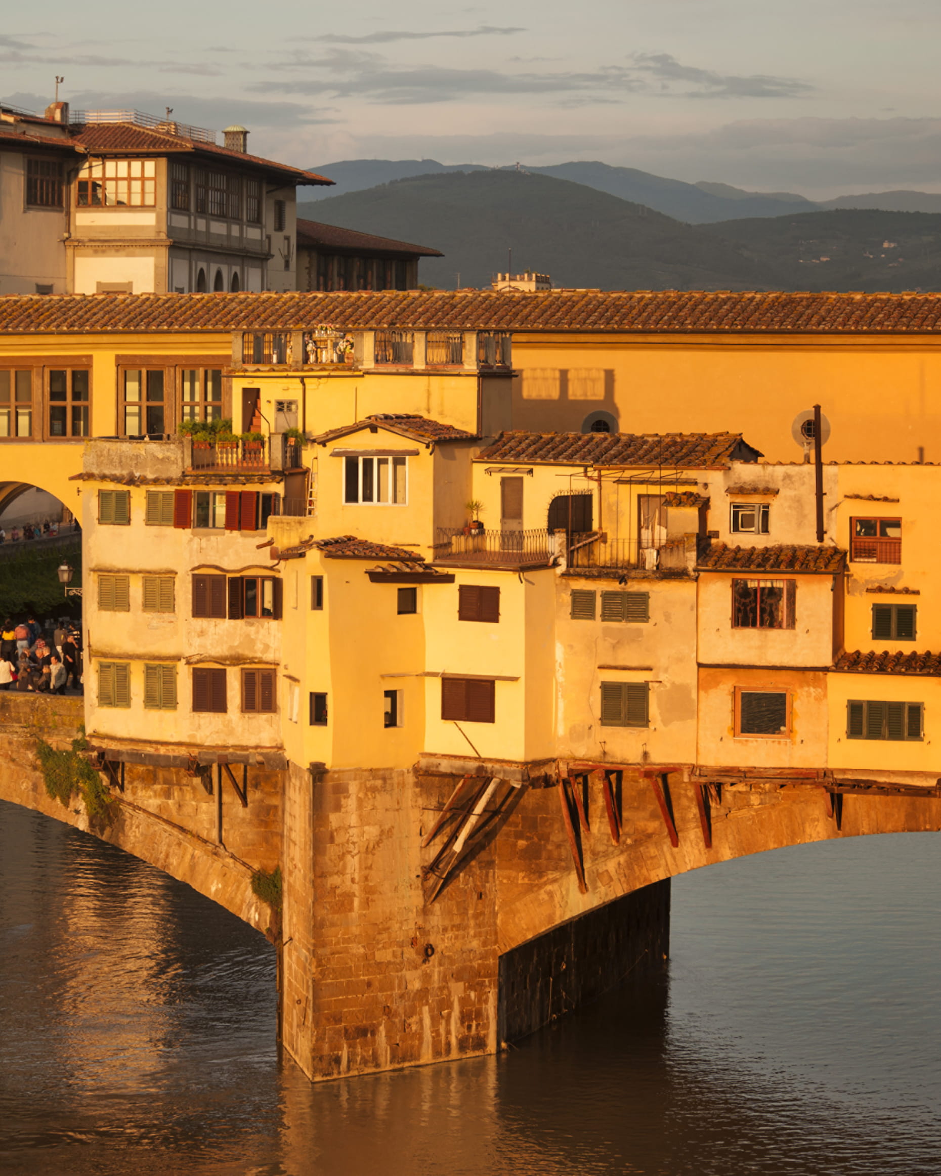 Exclusive Dining on the Ponte Vecchio in Florence