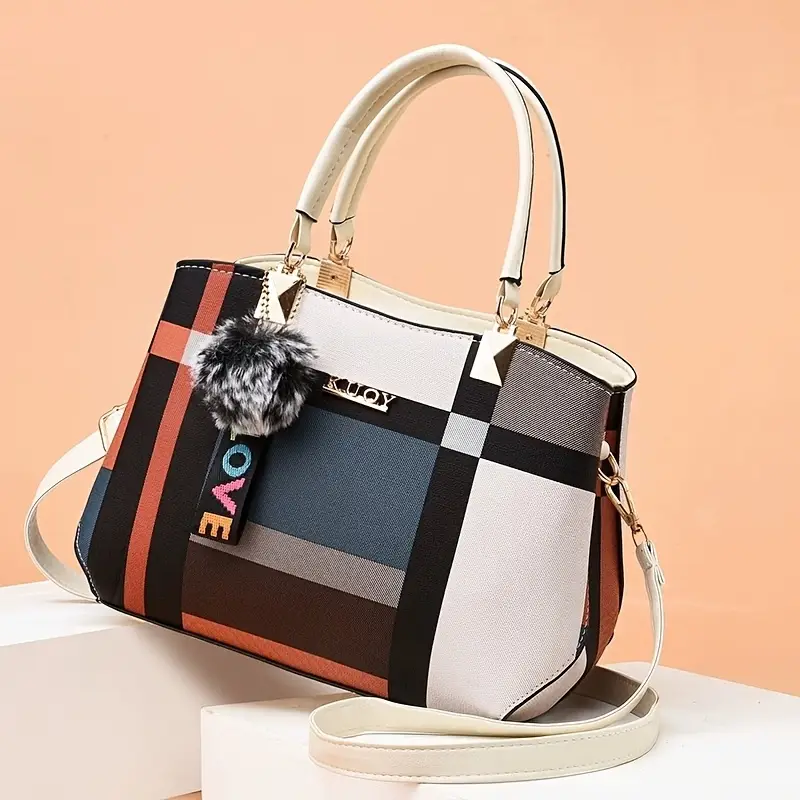 Stylish and Functional: The Ultimate Women's Everyday Handbag!