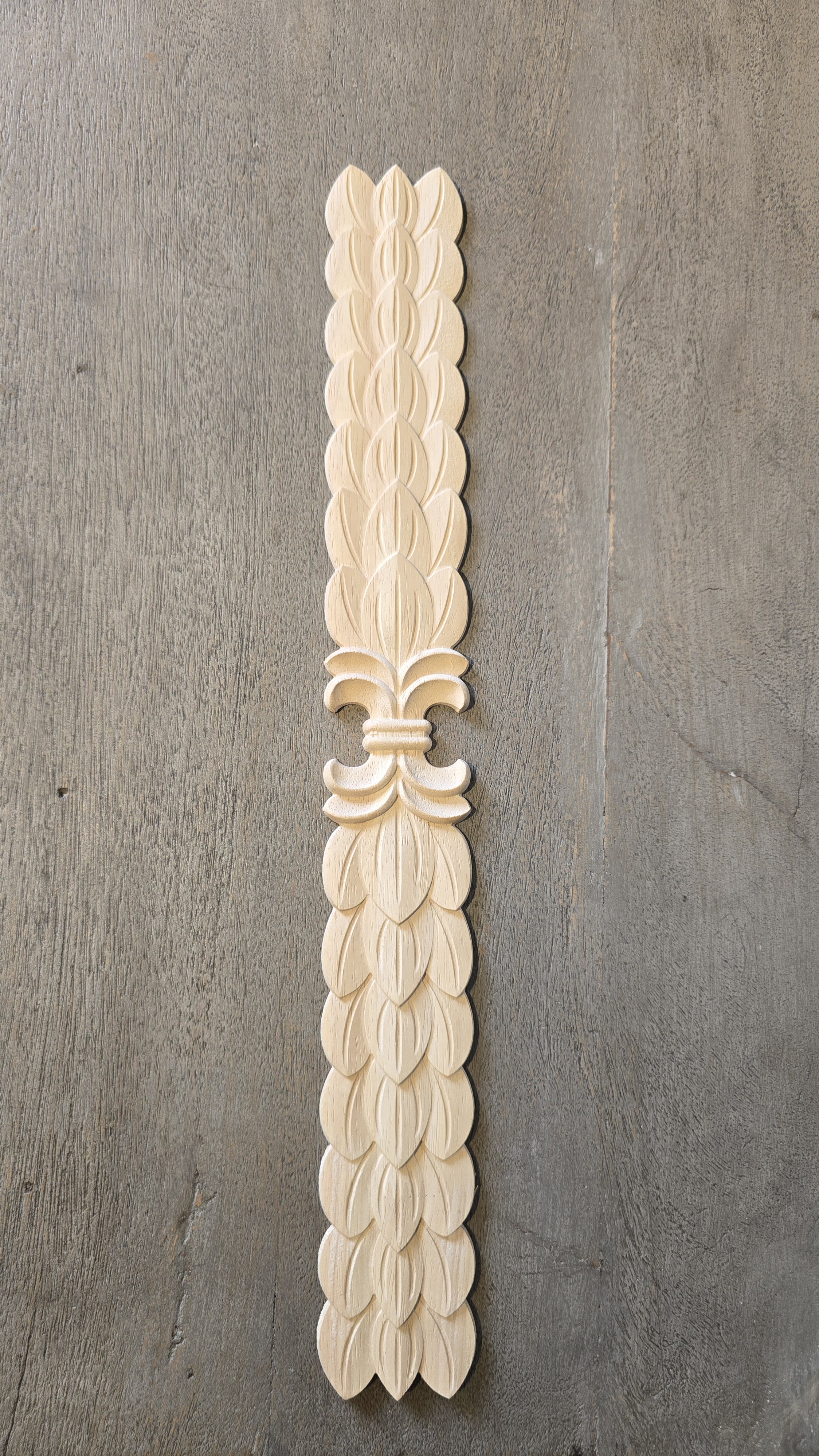 Aplique decorativo de madera