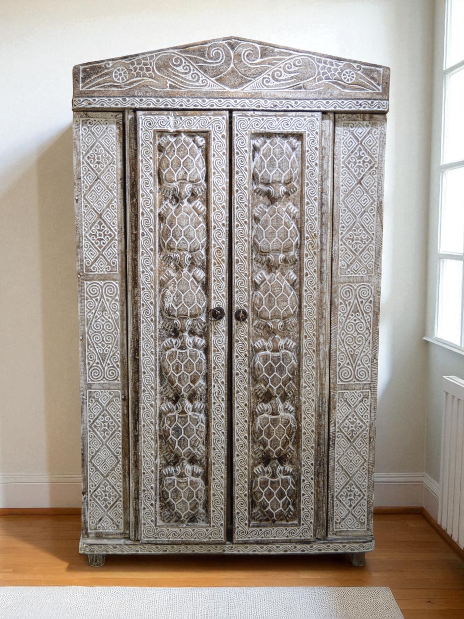 ARMARIO ALTO 2P TALLADO TECA LAUT IDA09