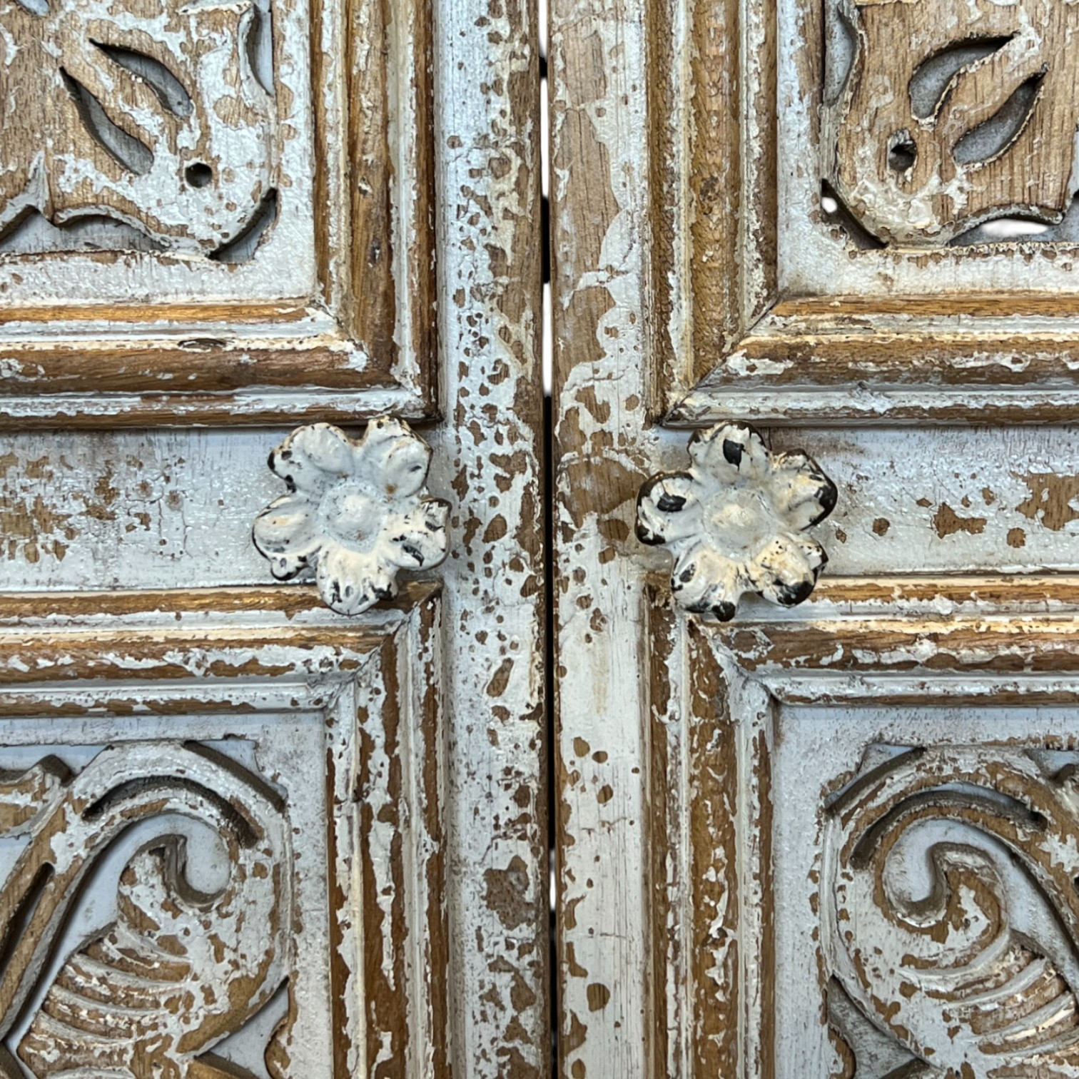 BUFETERO INDIA 4P 4C DHARA DS170