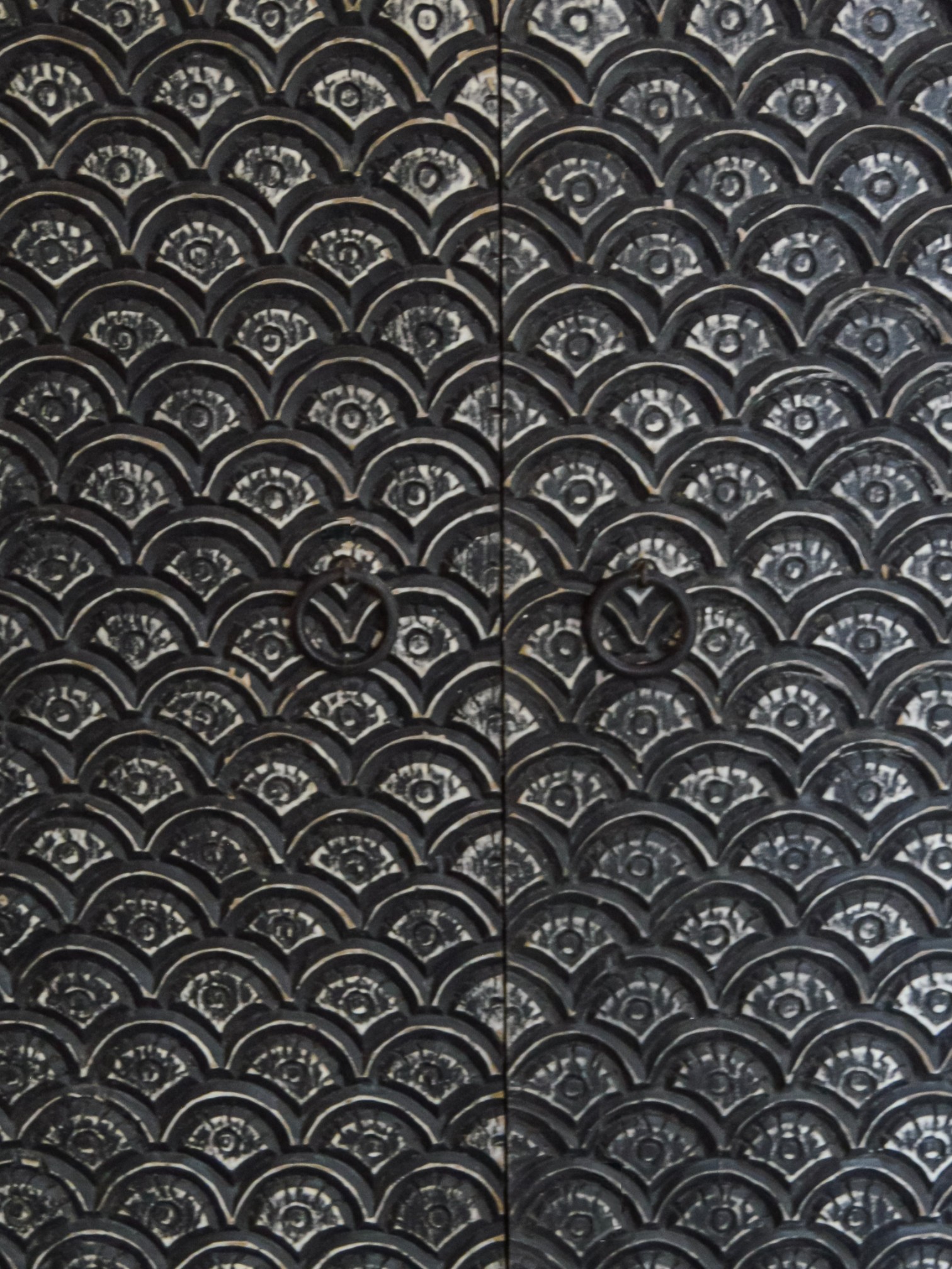 ARMARIO 2P INDIA TALLADO KALINDI  INMU1601