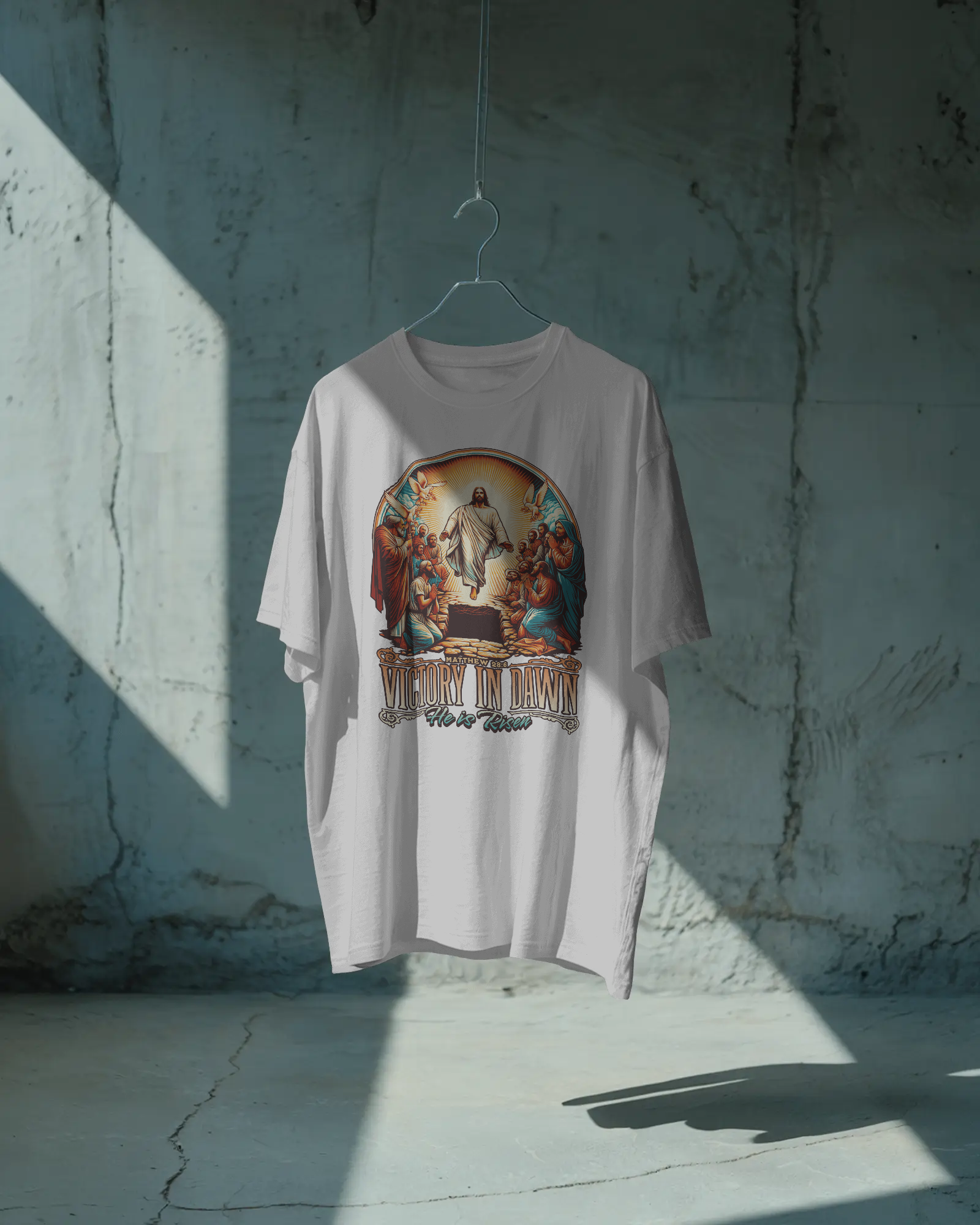 VICTORY IN DAWN Oversizes T-Shirt