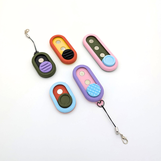 Snapsy | Custom Haptic Magnetic Slider Fidget