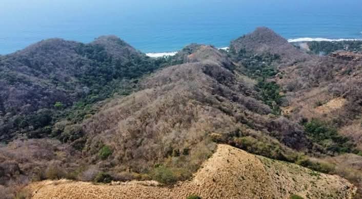 🔅🔅LA LIBERTAD  venta de terreno en la perla por El Zonte después del segundo túnel🔅🔅