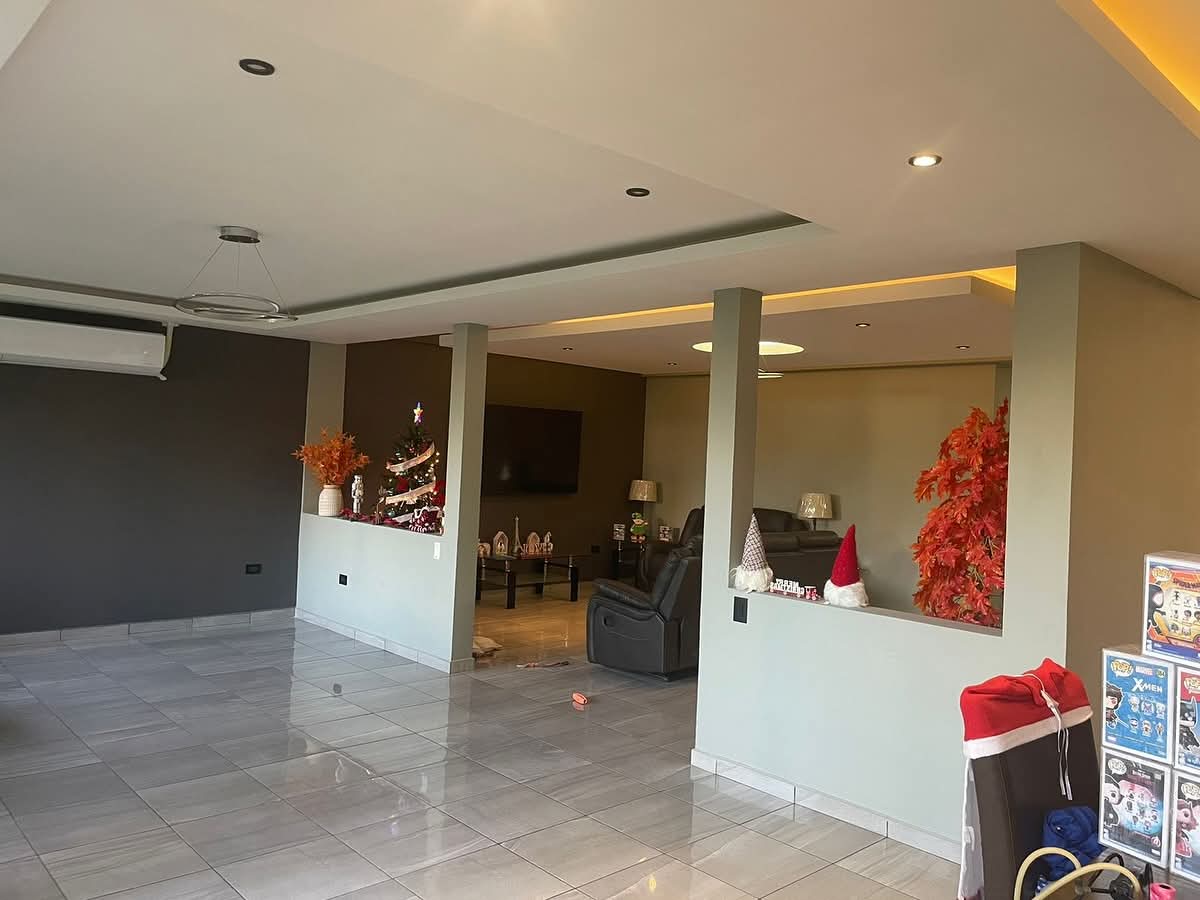 ESCALON CASA MODERNA