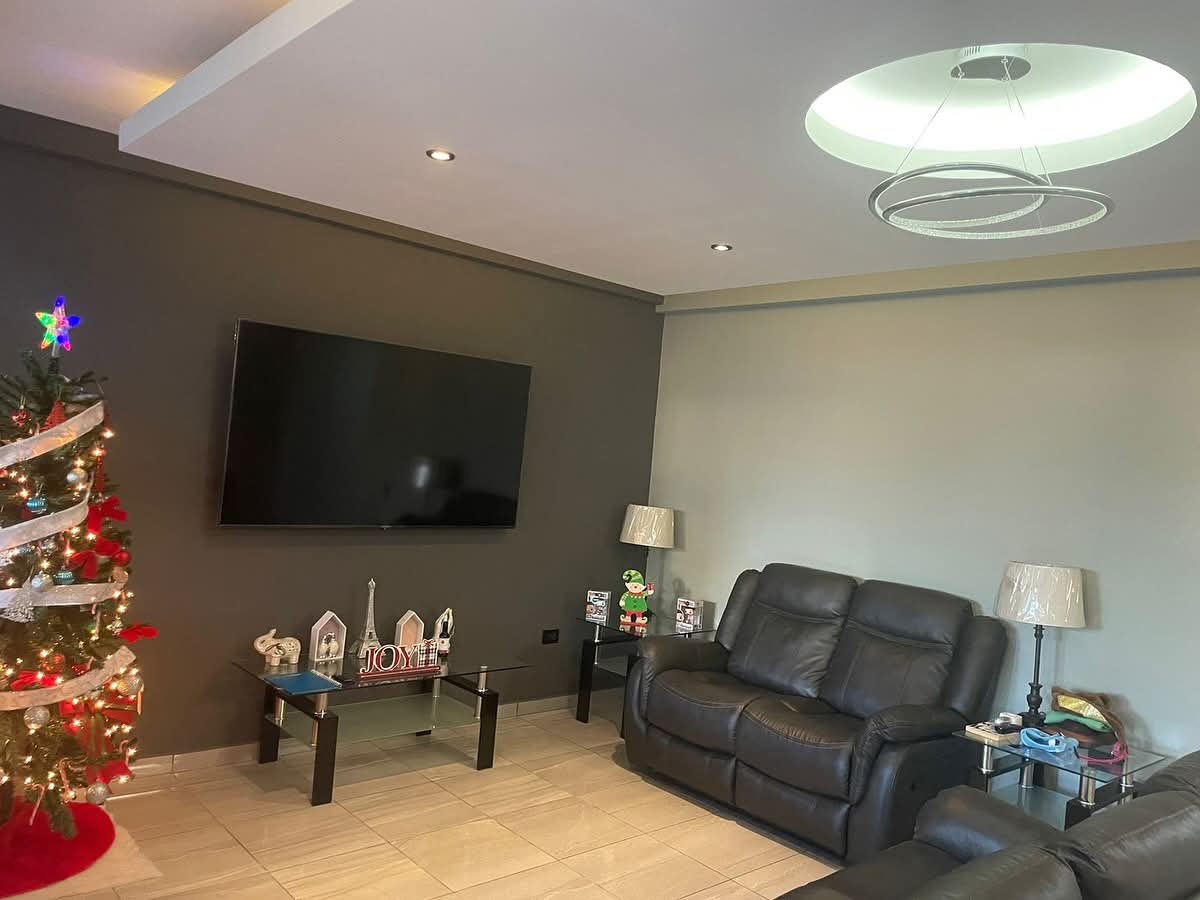 ESCALON CASA MODERNA